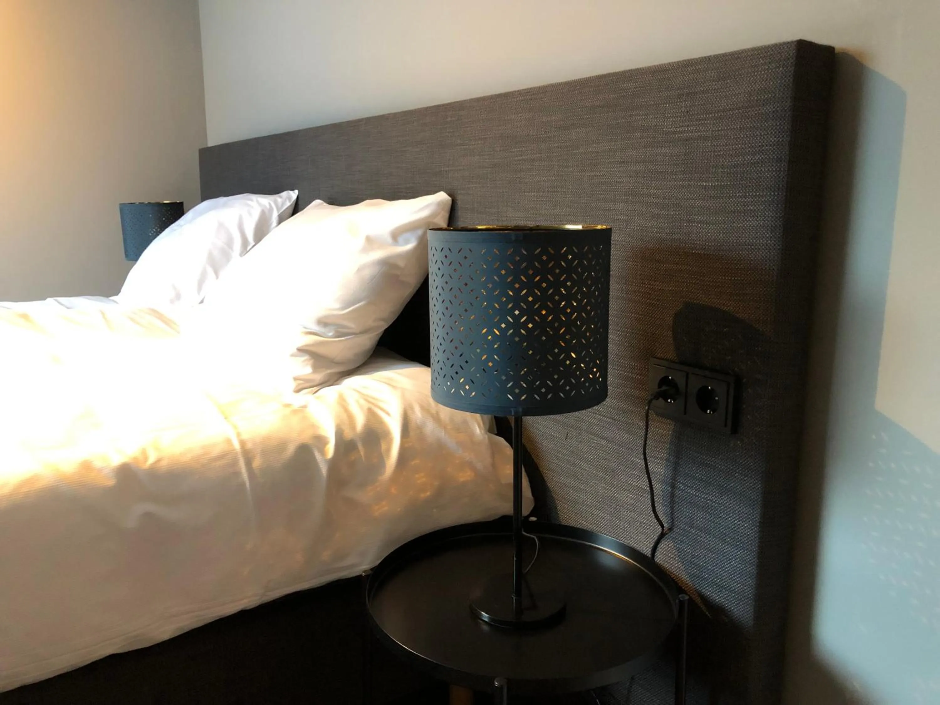 Bed in De Pastorie Bed & Breakfast