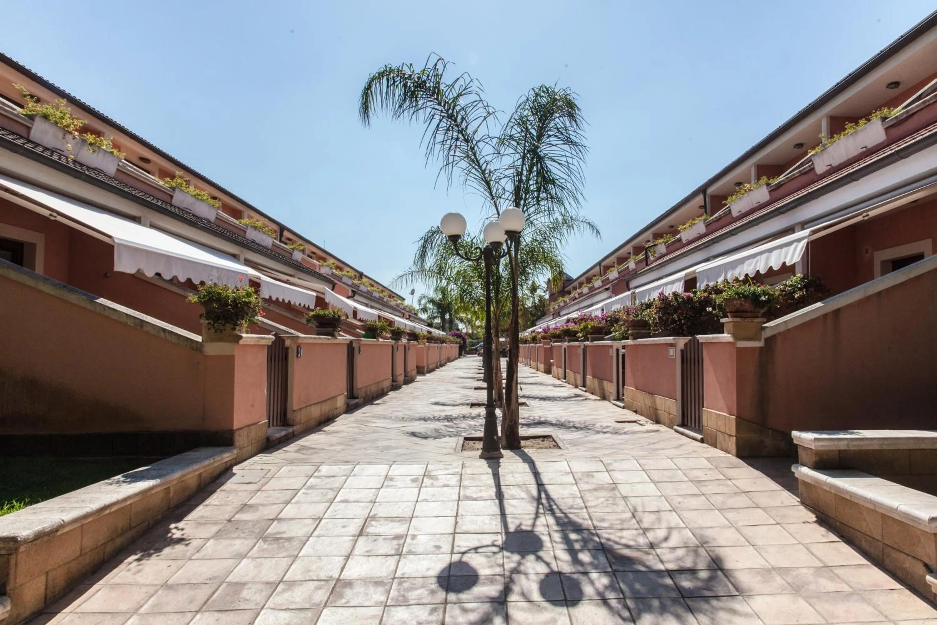 Property building in Salice Resort