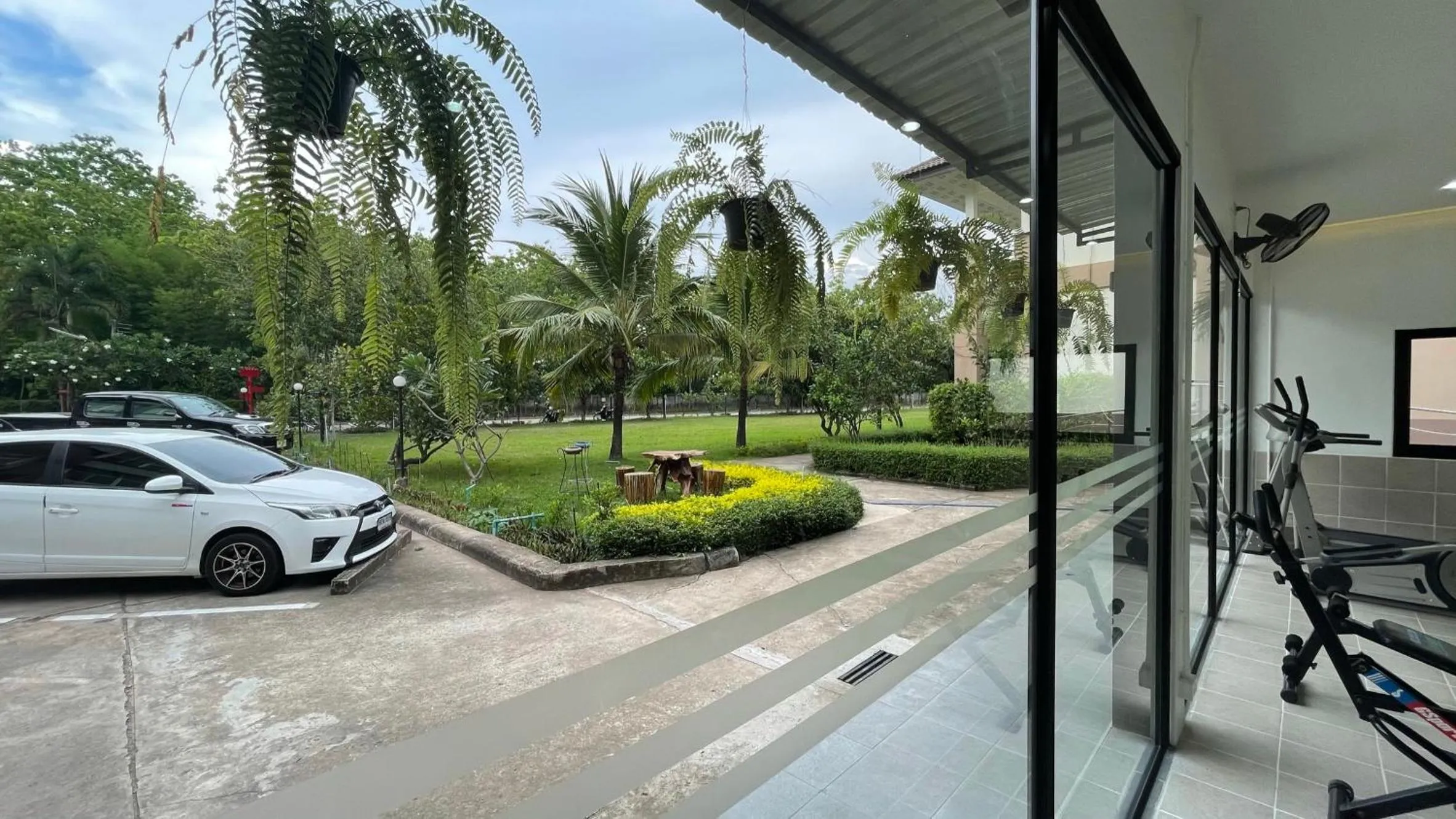 Fitness centre/facilities in ARAYA HOTEL