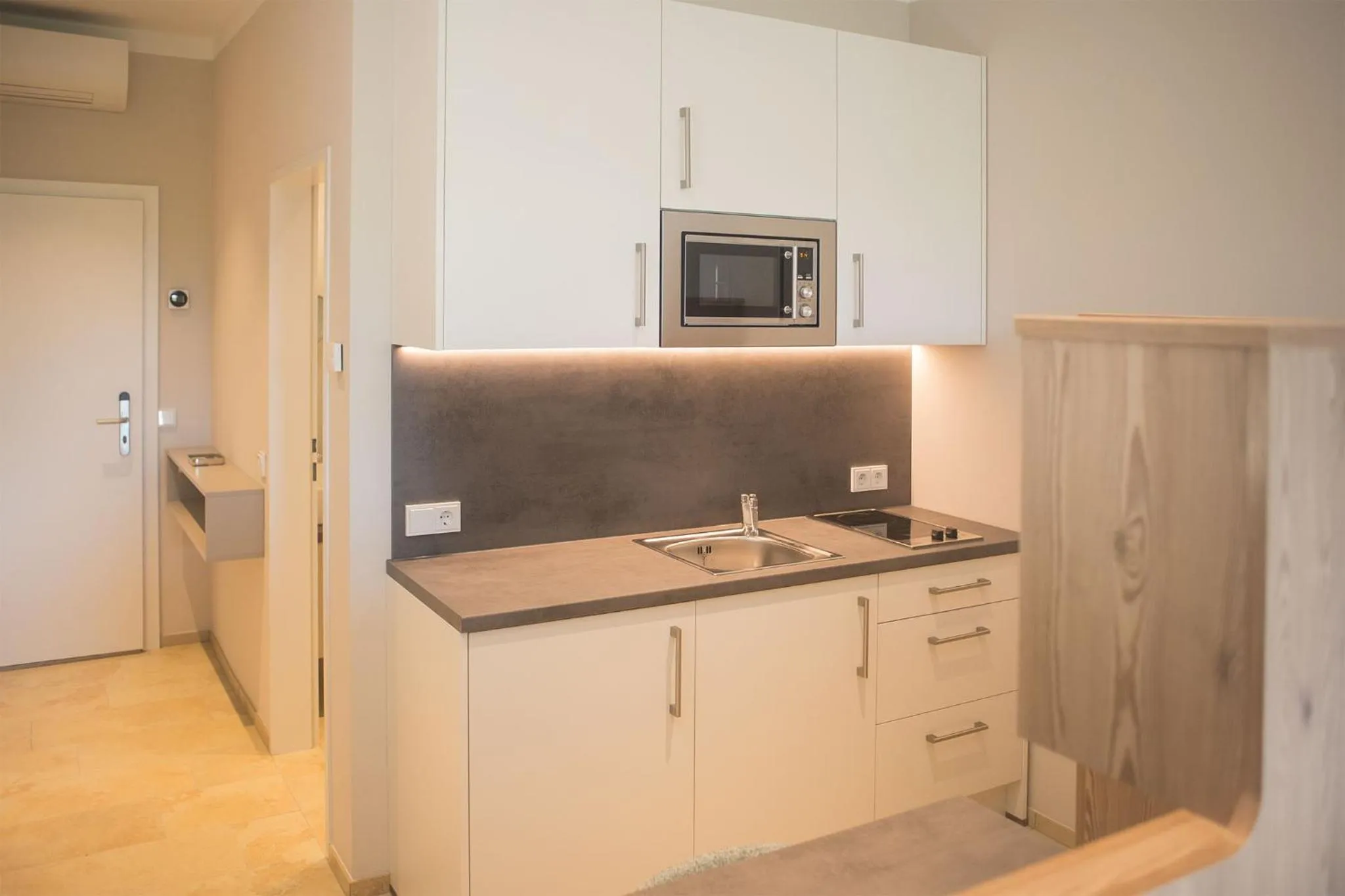 Kitchen or kitchenette in TT Aparthotel Neuhofen