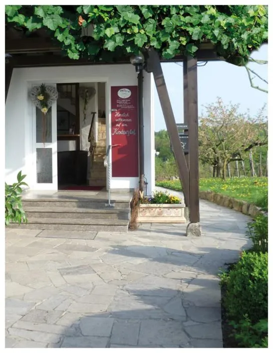 Property building in Kirschberghof Gästehaus und Weinverkauf