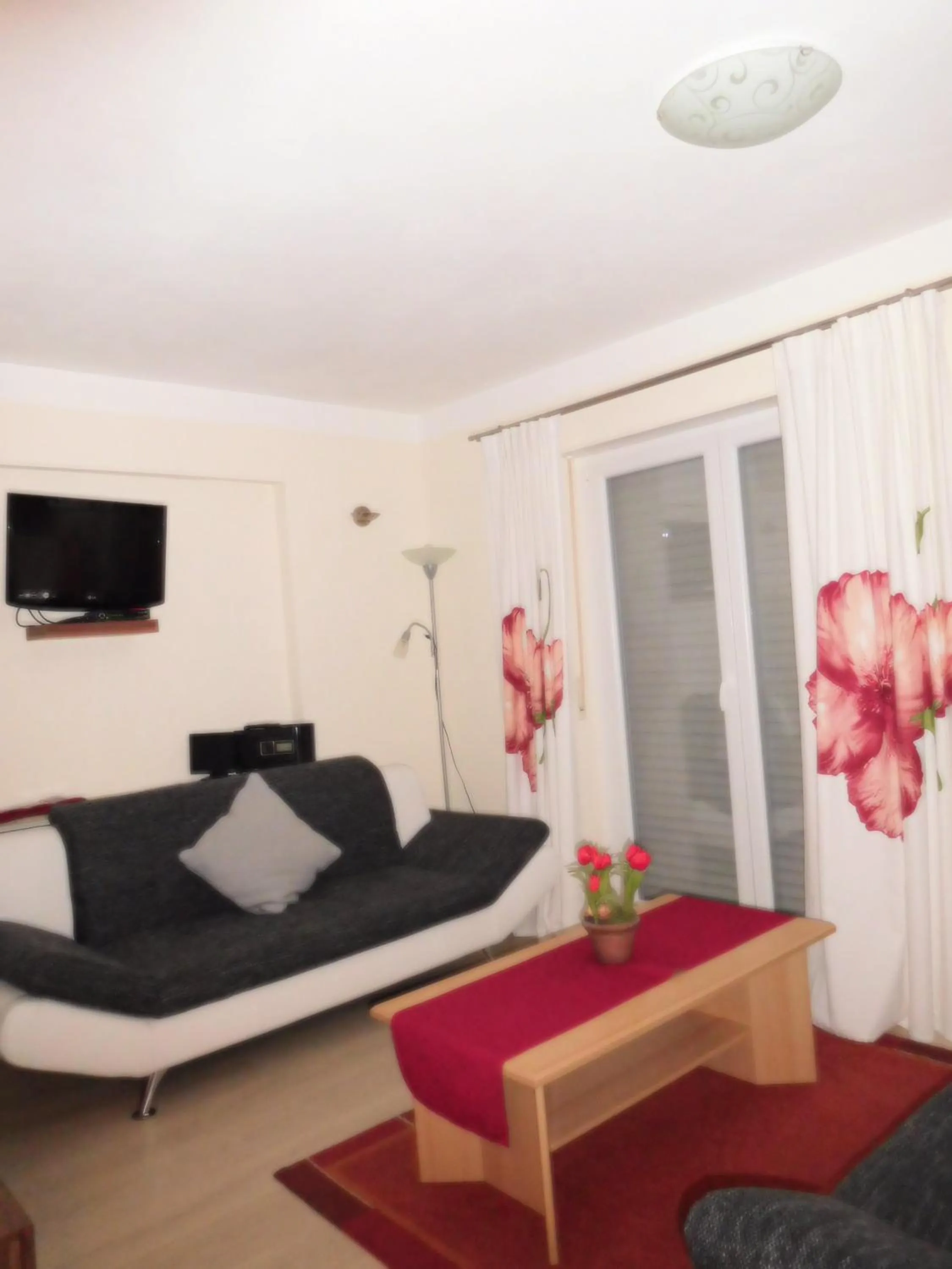 Living room in Kirschberghof Gästehaus und Weinverkauf