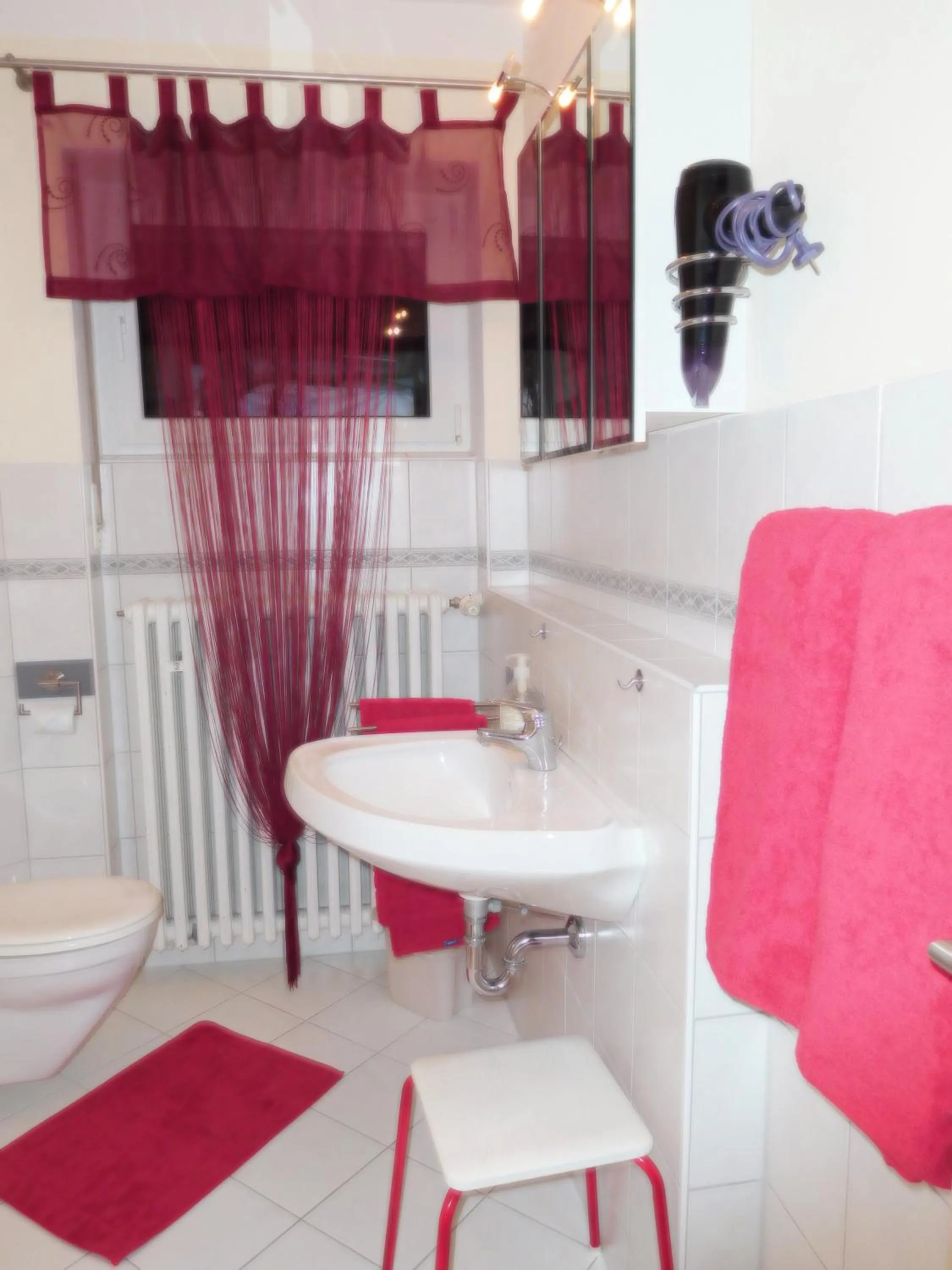 Bathroom in Kirschberghof Gästehaus und Weinverkauf