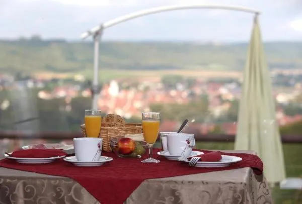 Breakfast in Kirschberghof Gästehaus und Weinverkauf