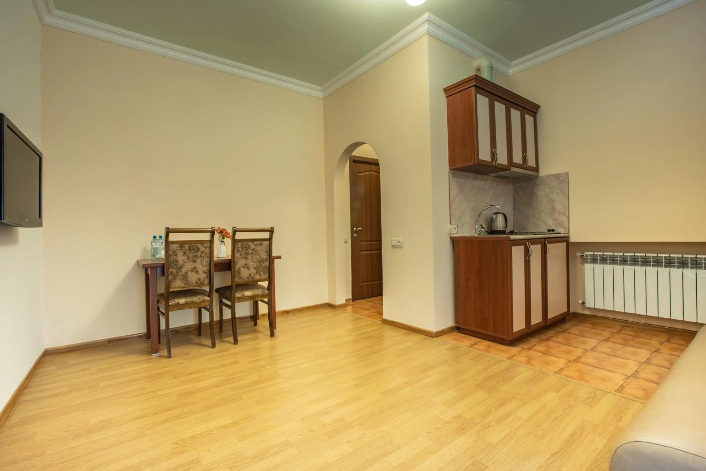 Dining area in Ariana Family Hotel