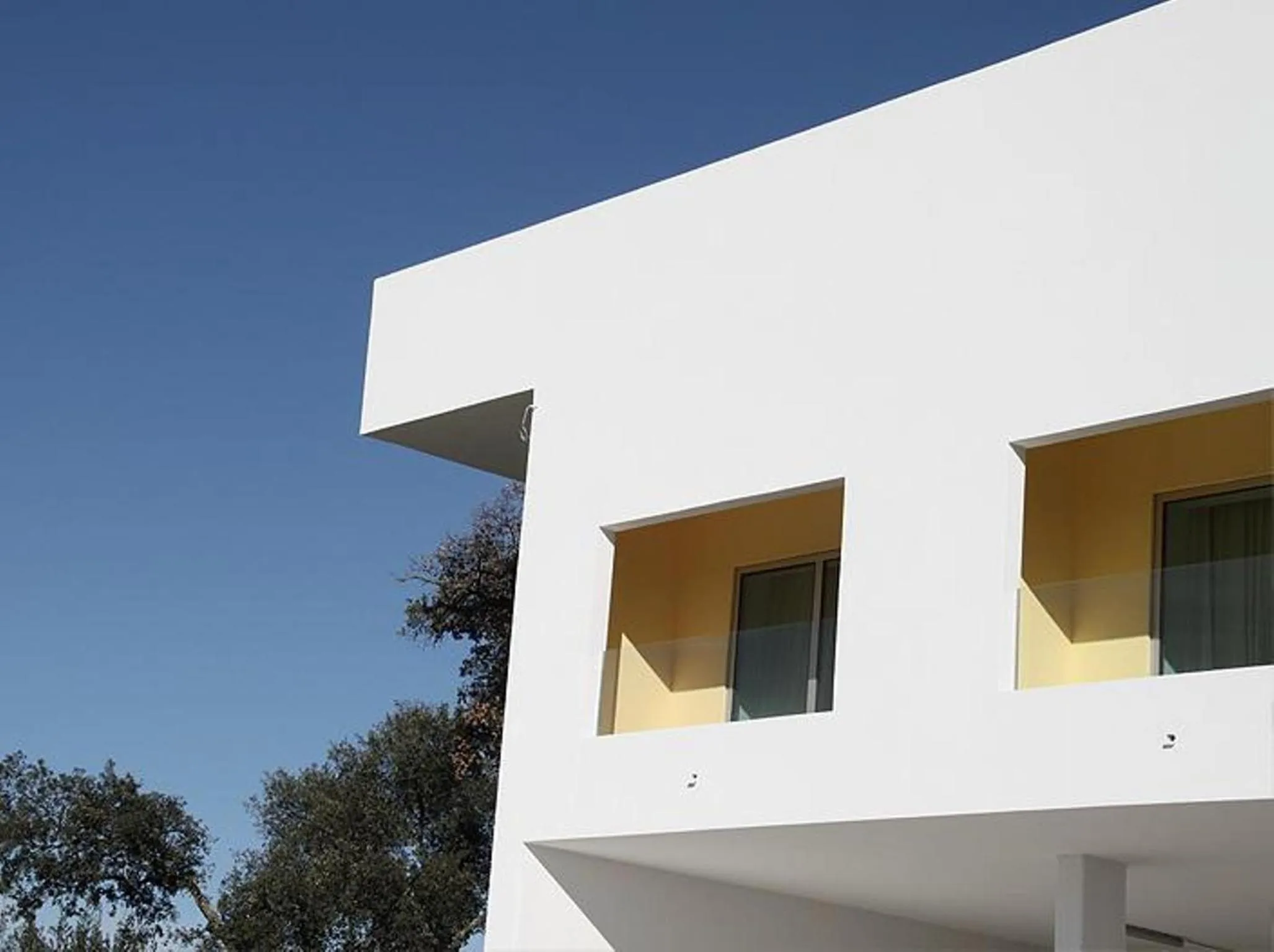 Facade/entrance in Monte Filipe Hotel