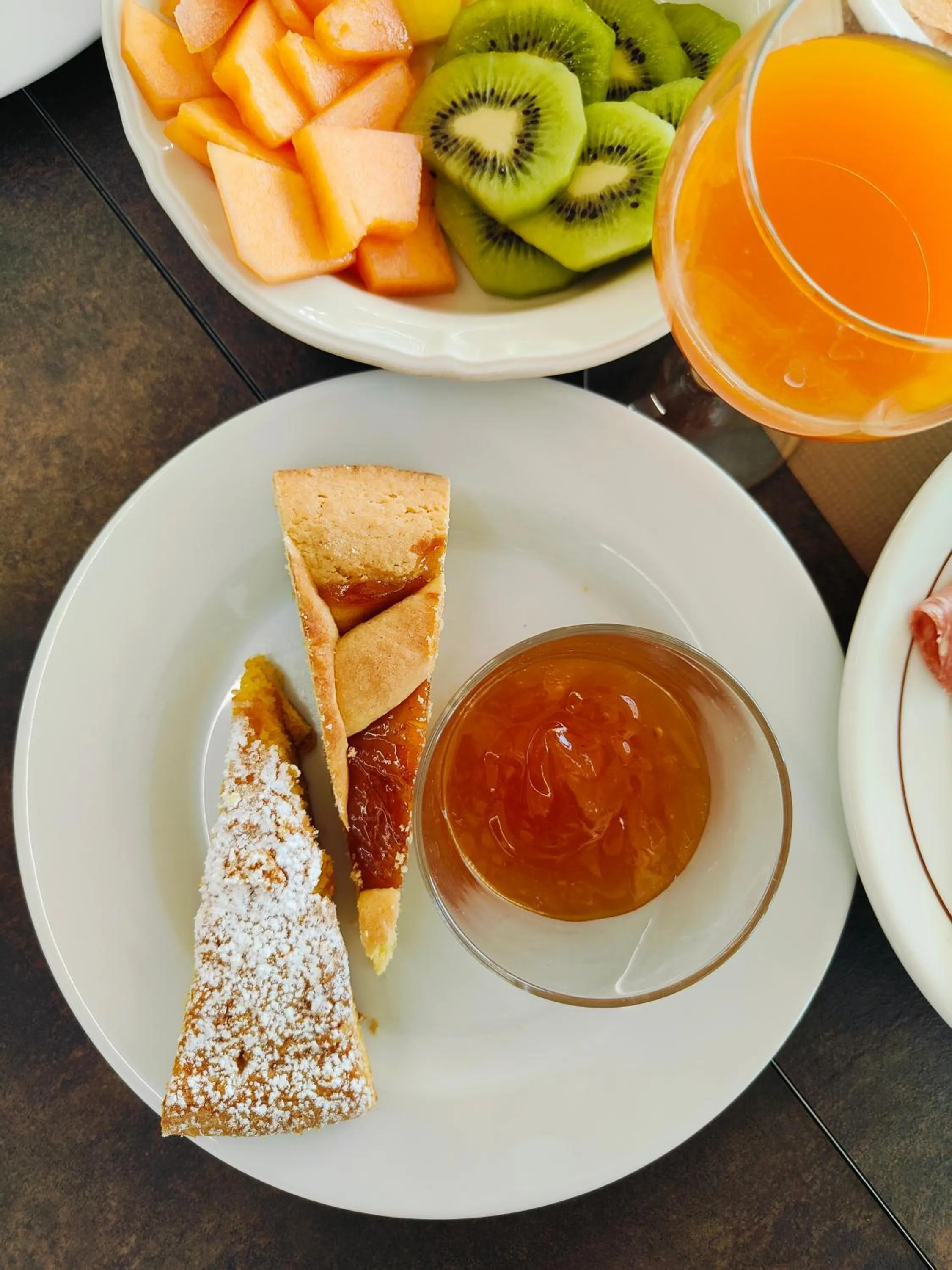 Breakfast in Hotel Cola Frontemare