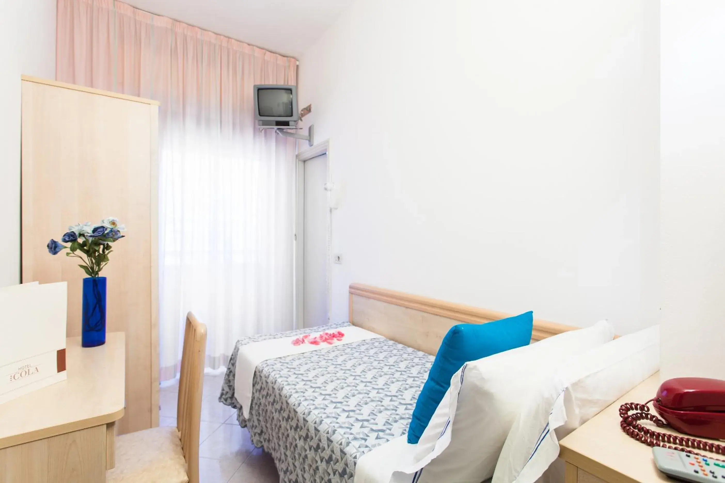 Economy Single Room - single occupancy in Hotel Cola Frontemare Economy Single Room - single occupancy in Hotel Cola Frontemare
