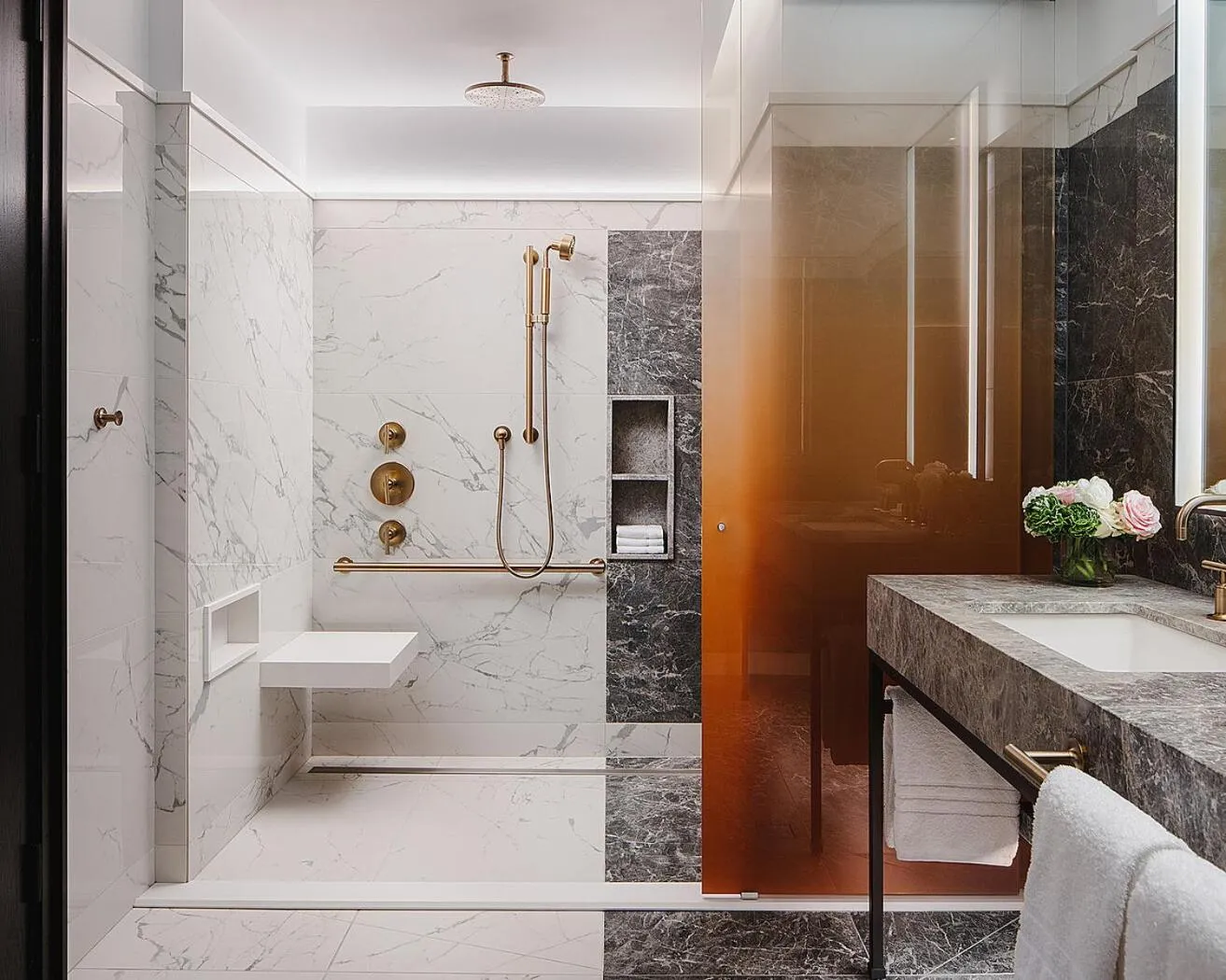 Shower in Four Seasons Hotel Montreal