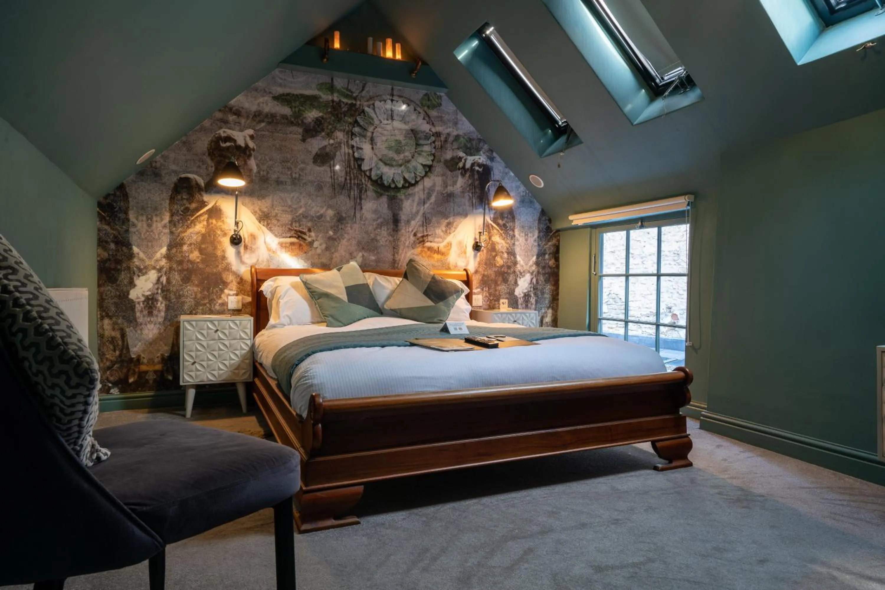 Bed in The Archangel,Restaurant & Bar with Rooms