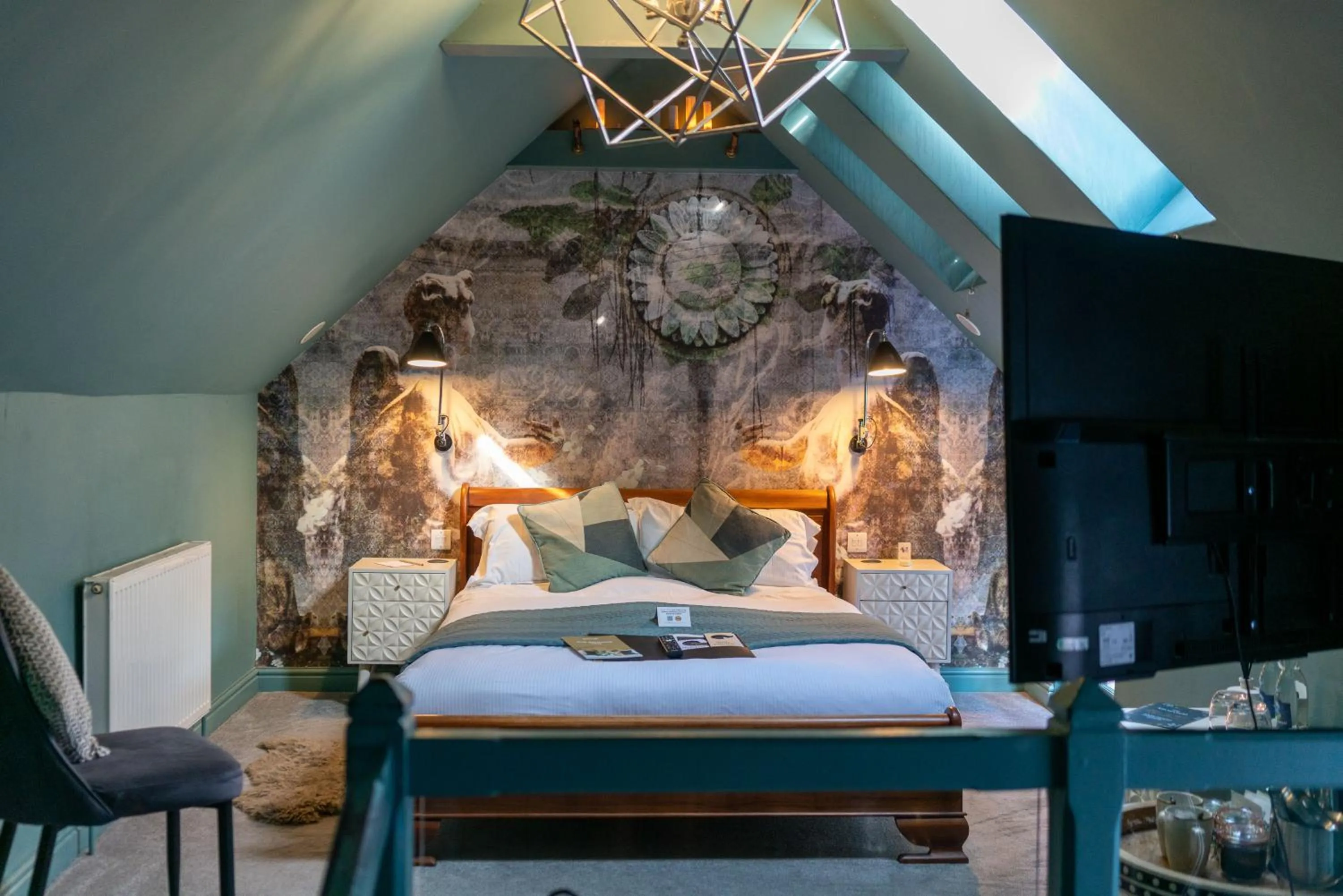 Bed in The Archangel,Restaurant & Bar with Rooms