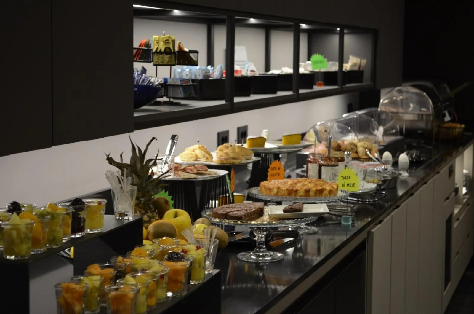 Continental breakfast in Maritan Hotel & Spa