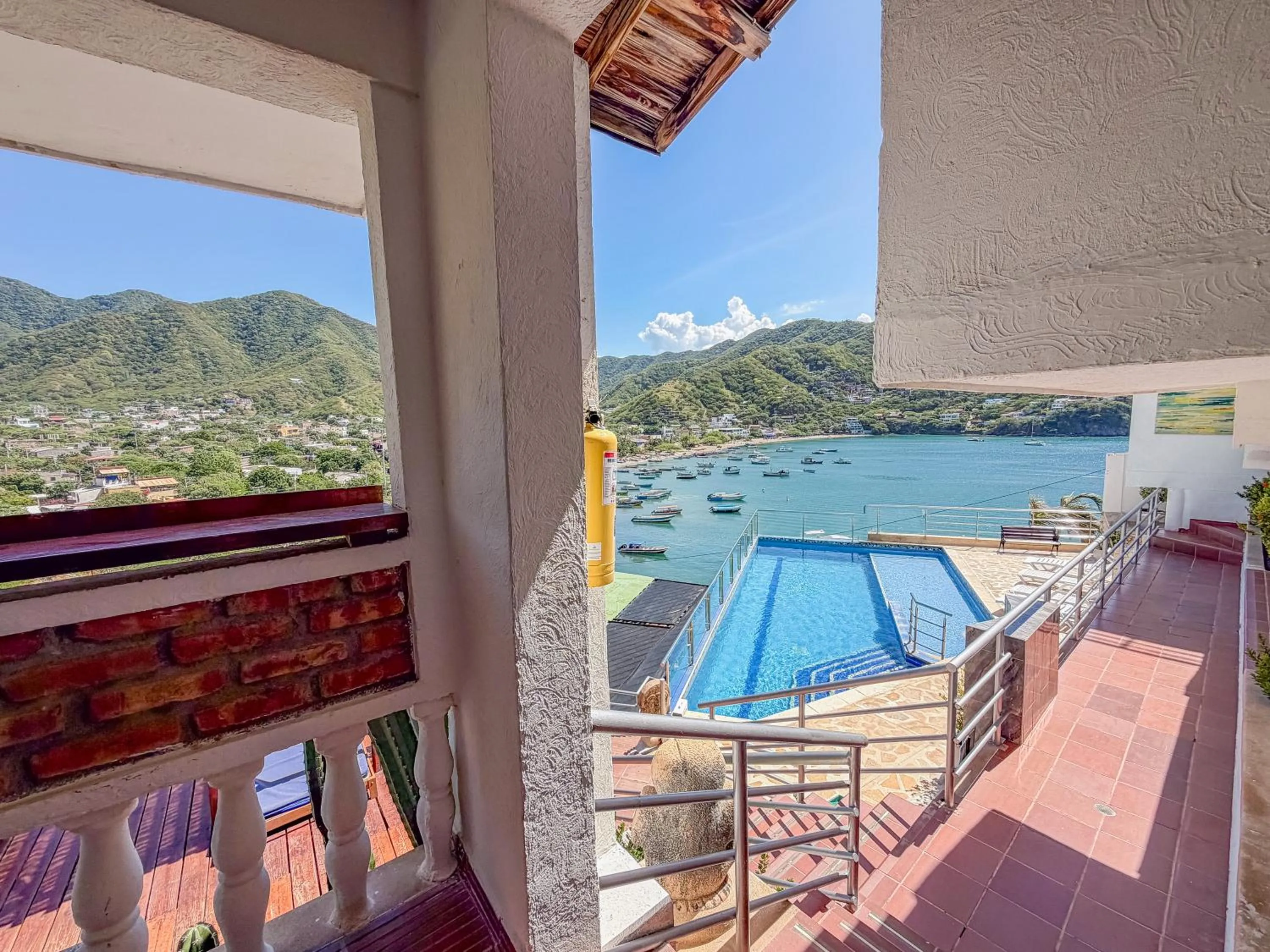 Swimming pool in Hotel Bahia Taganga