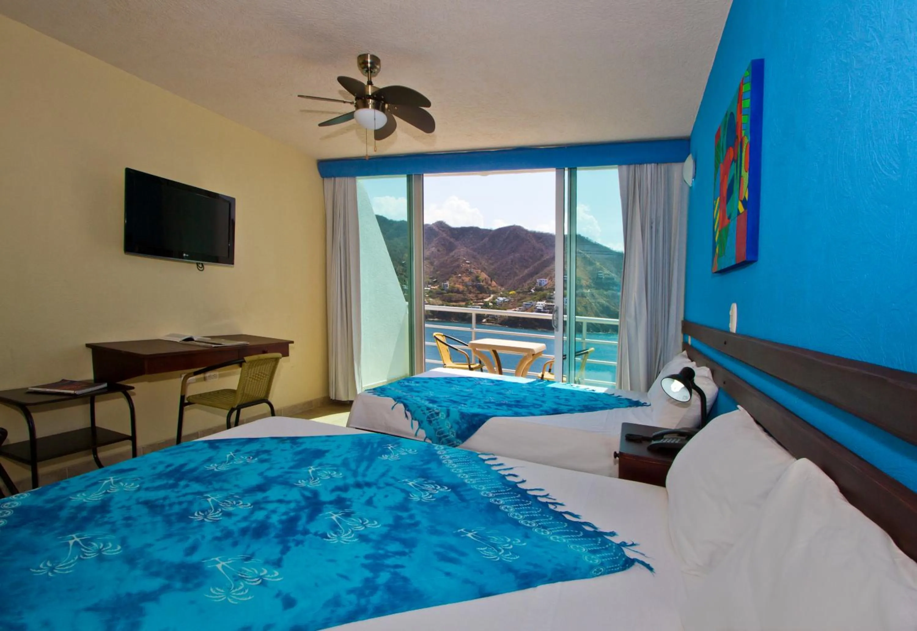 Day, Bed in Hotel Bahia Taganga