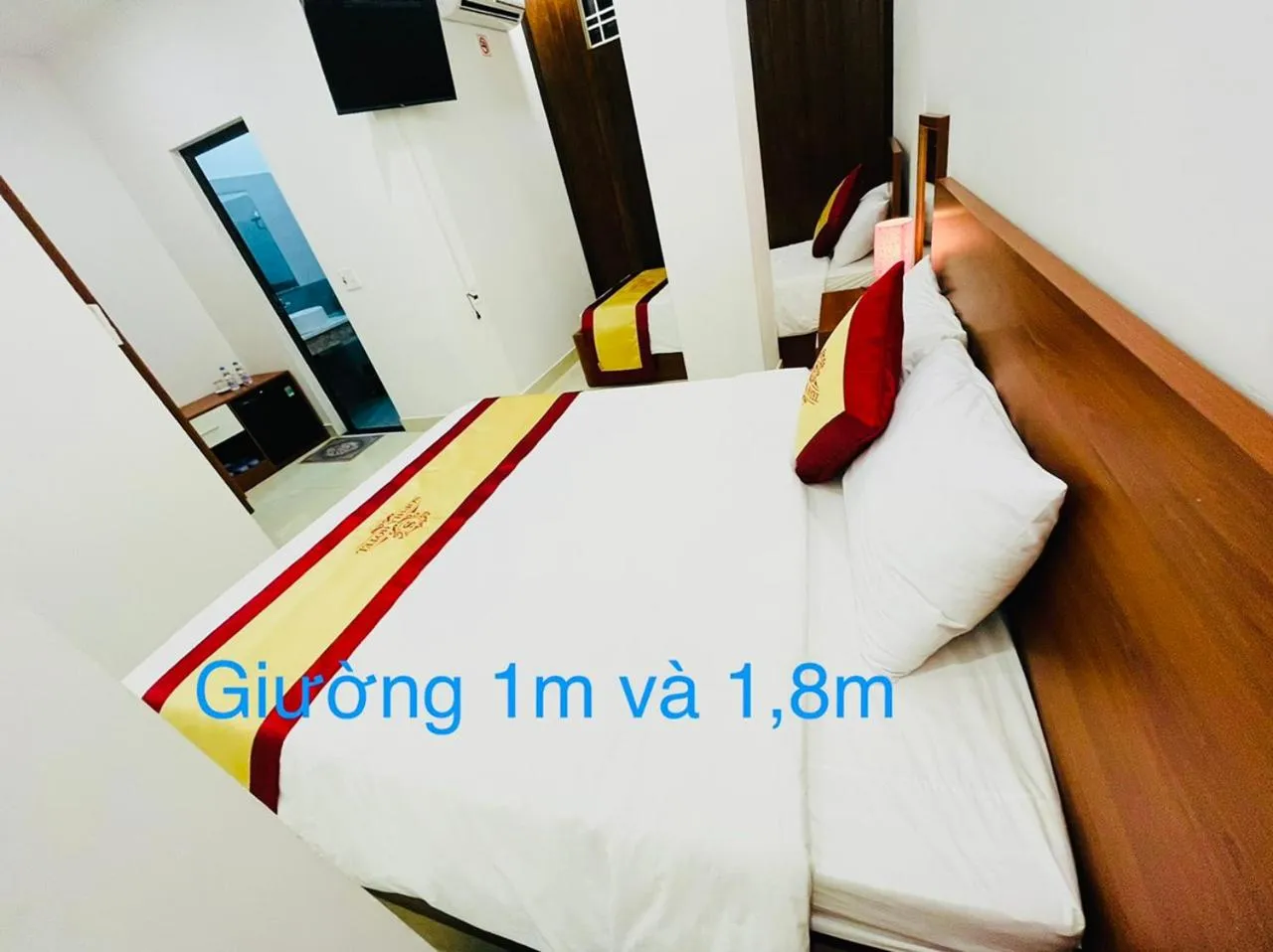 Bed in Sapphire Hotel Hue