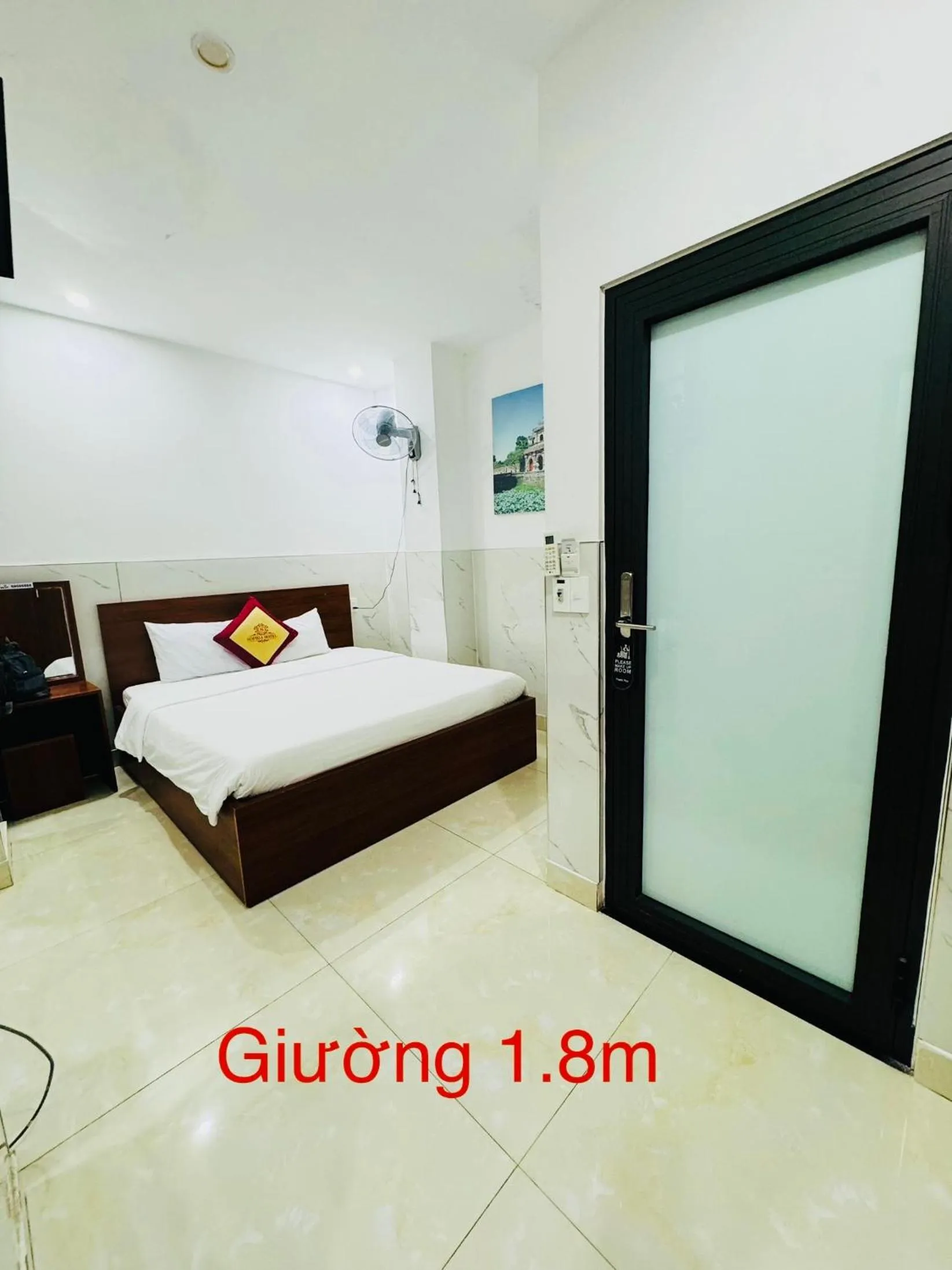 Bed in Sapphire Hotel Hue