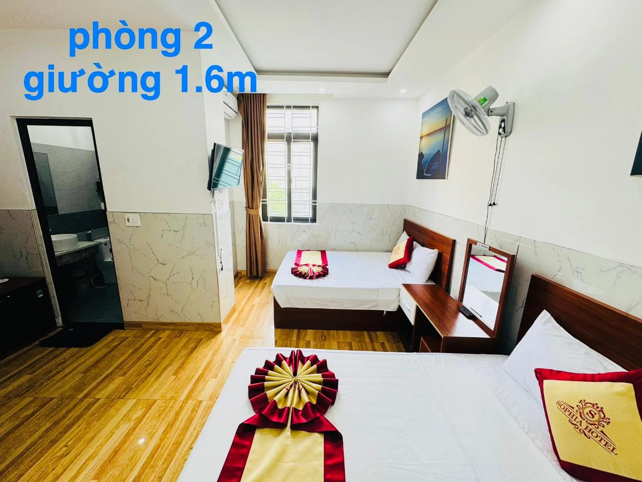 Bed in Sapphire Hotel Hue