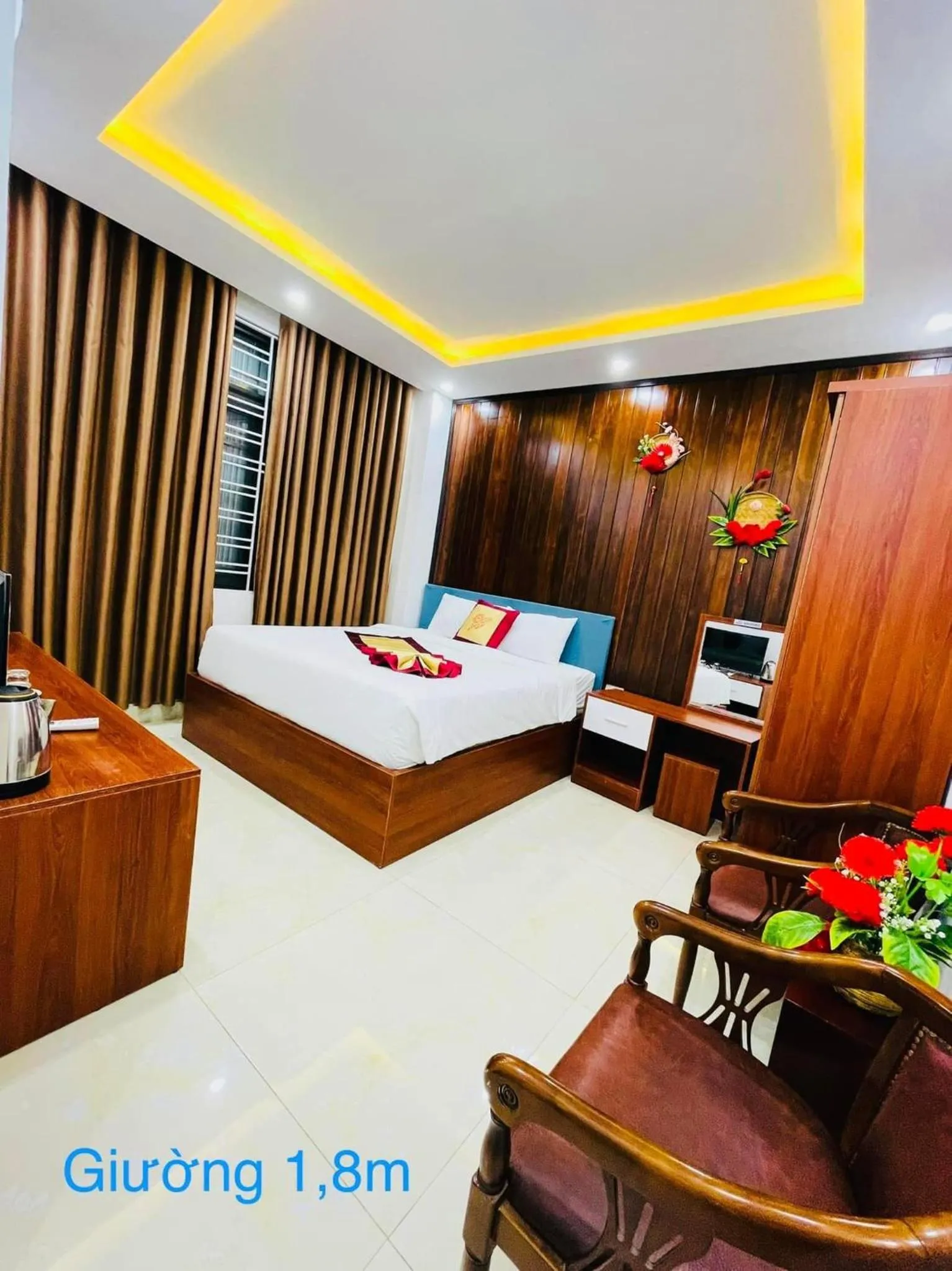 Bedroom, Bed in Sapphire Hotel Hue