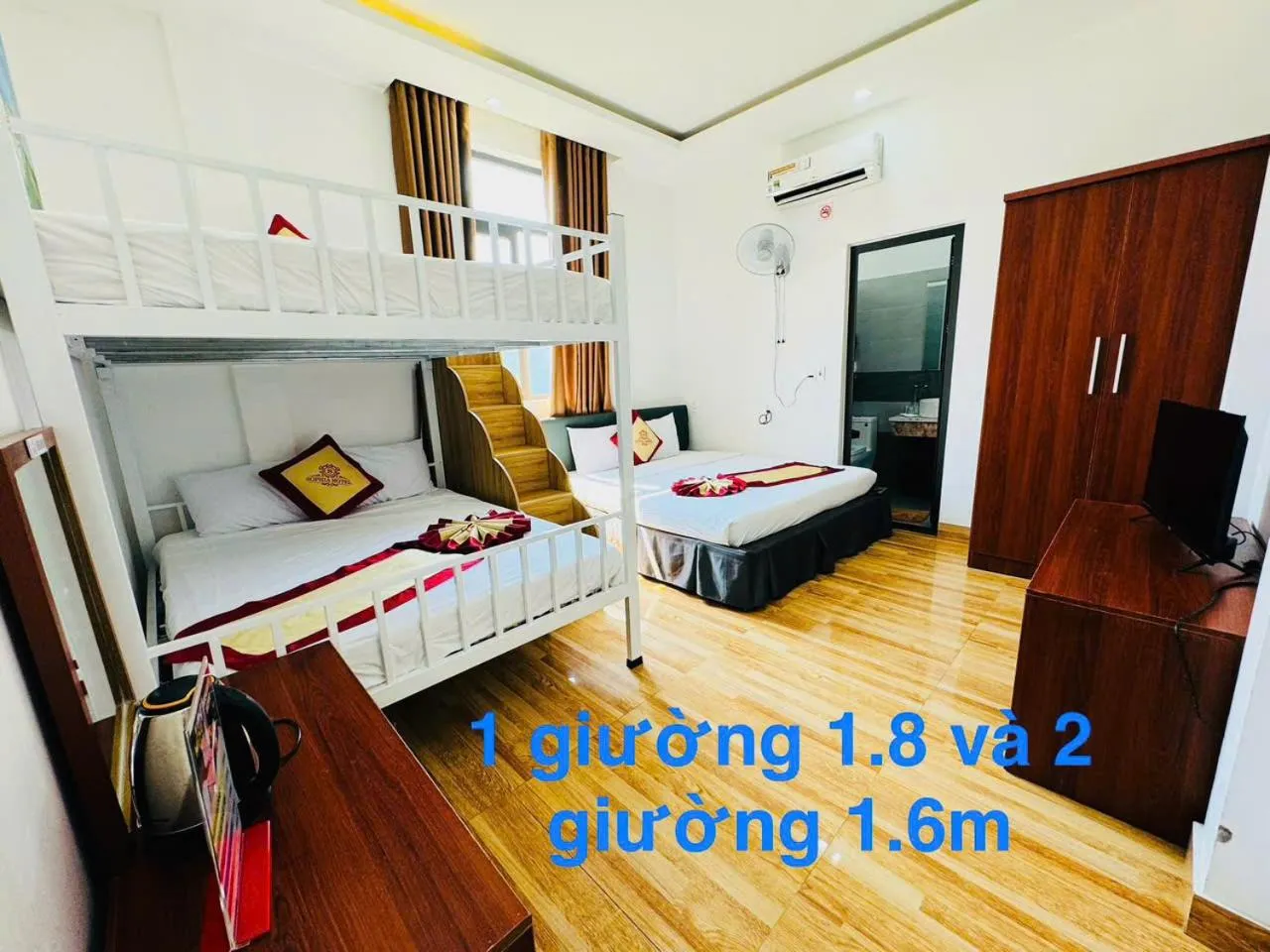 Bed in Sapphire Hotel Hue