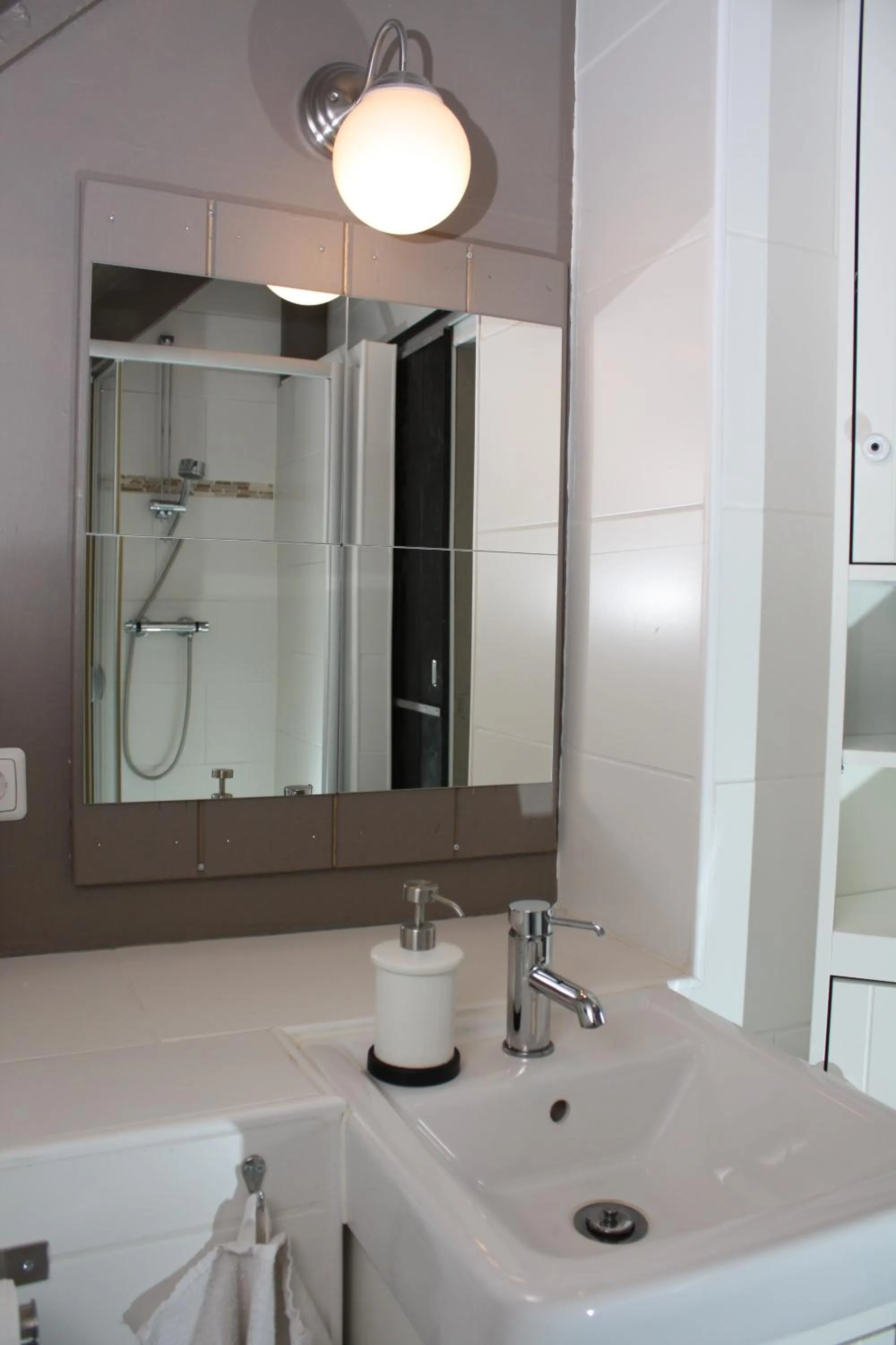 Shower in B&B Tulden Farmhouse