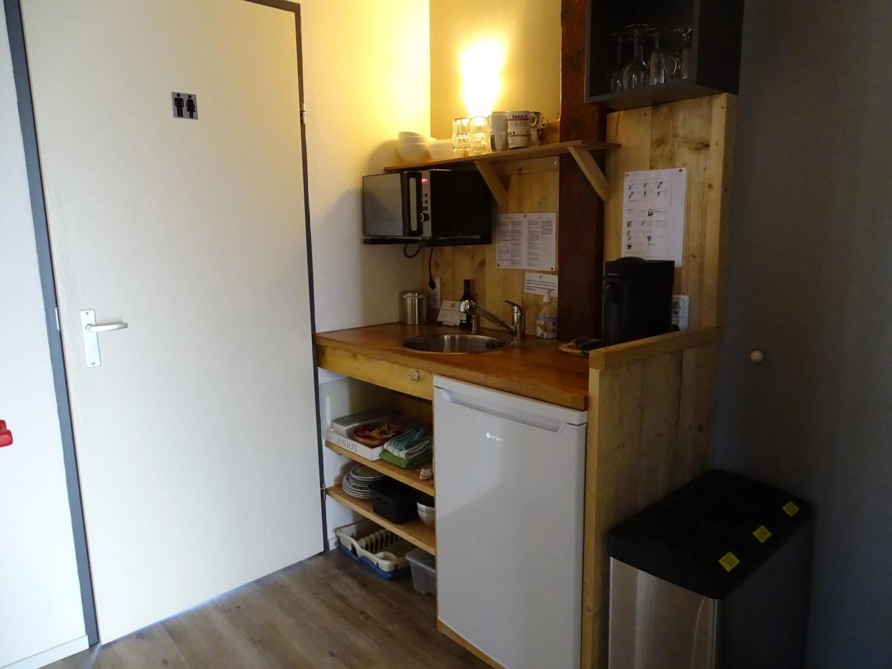 Kitchen or kitchenette in B&B Tulden Farmhouse