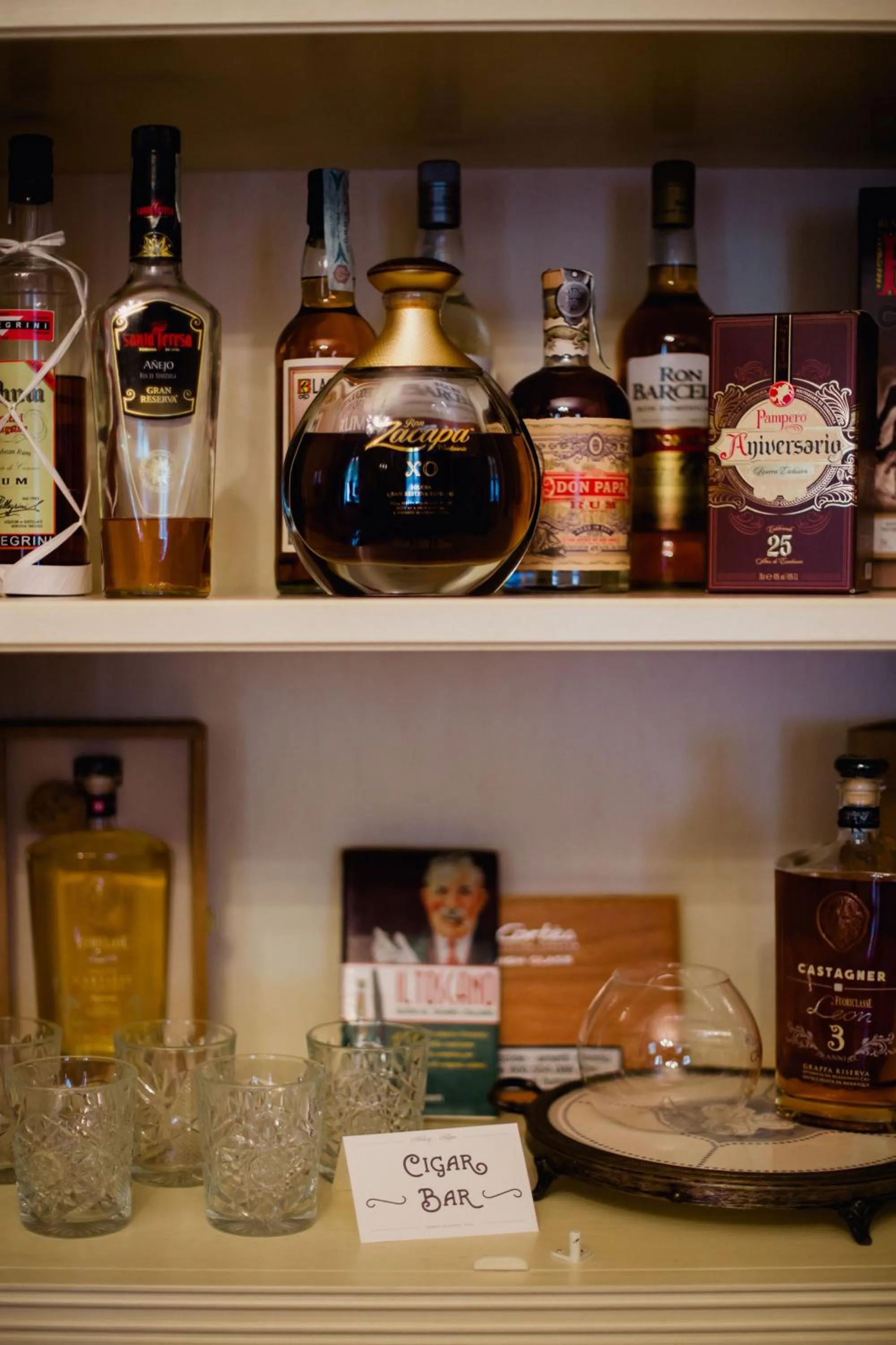 Breakfast in I giardini segreti di Villa Marcello Marinelli