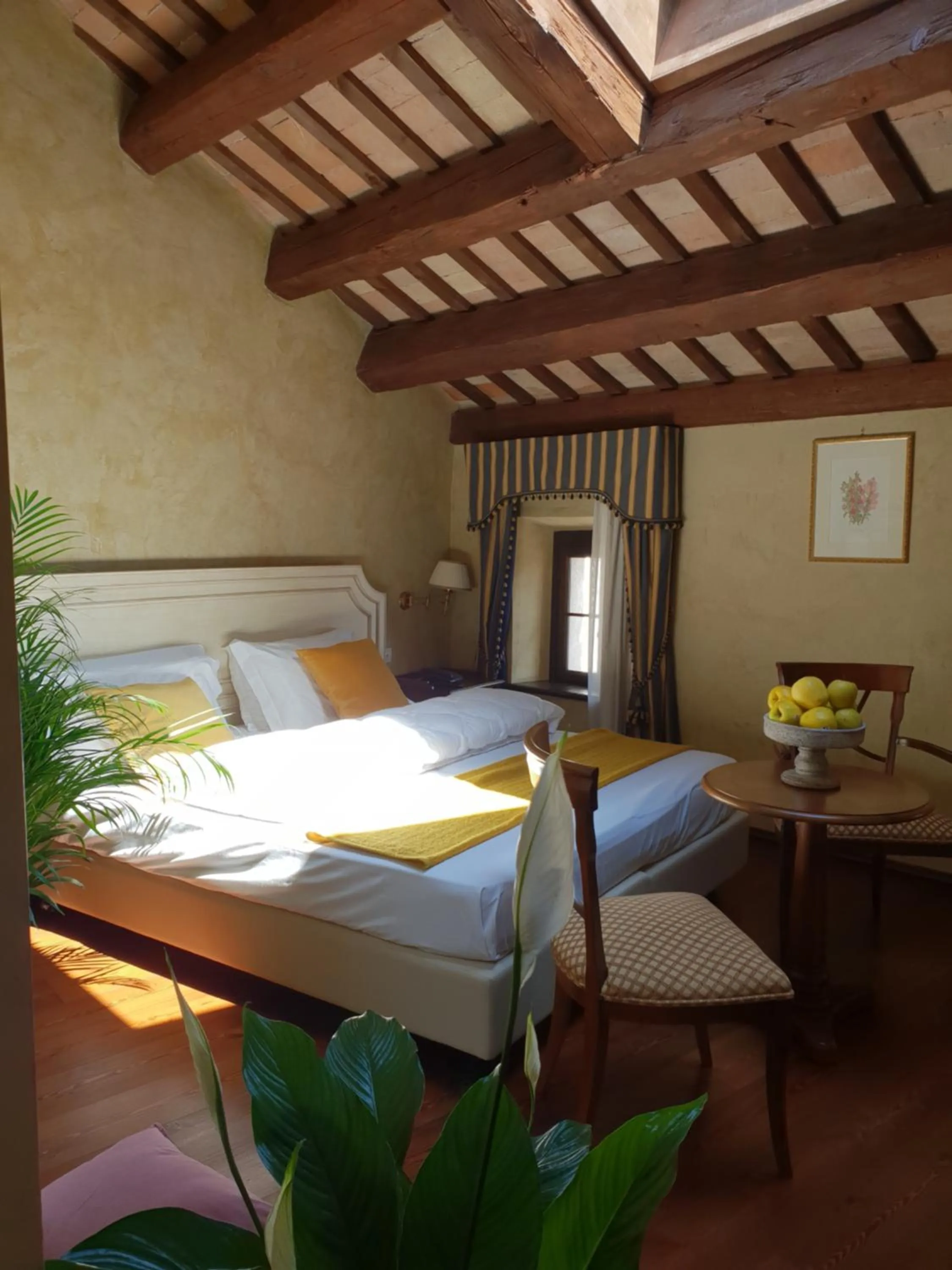 Bed in I giardini segreti di Villa Marcello Marinelli