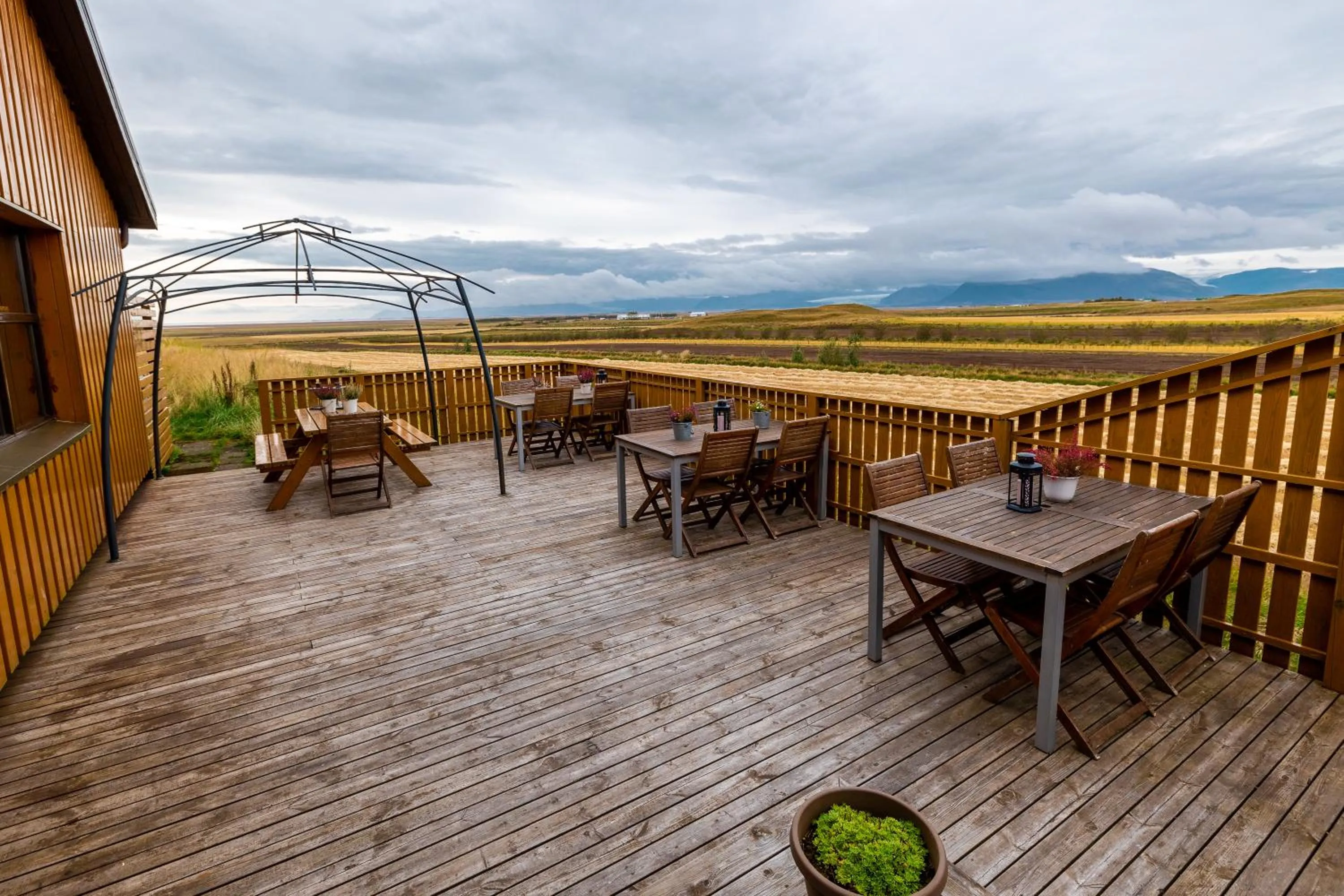 Patio in Árnanes Country Hotel