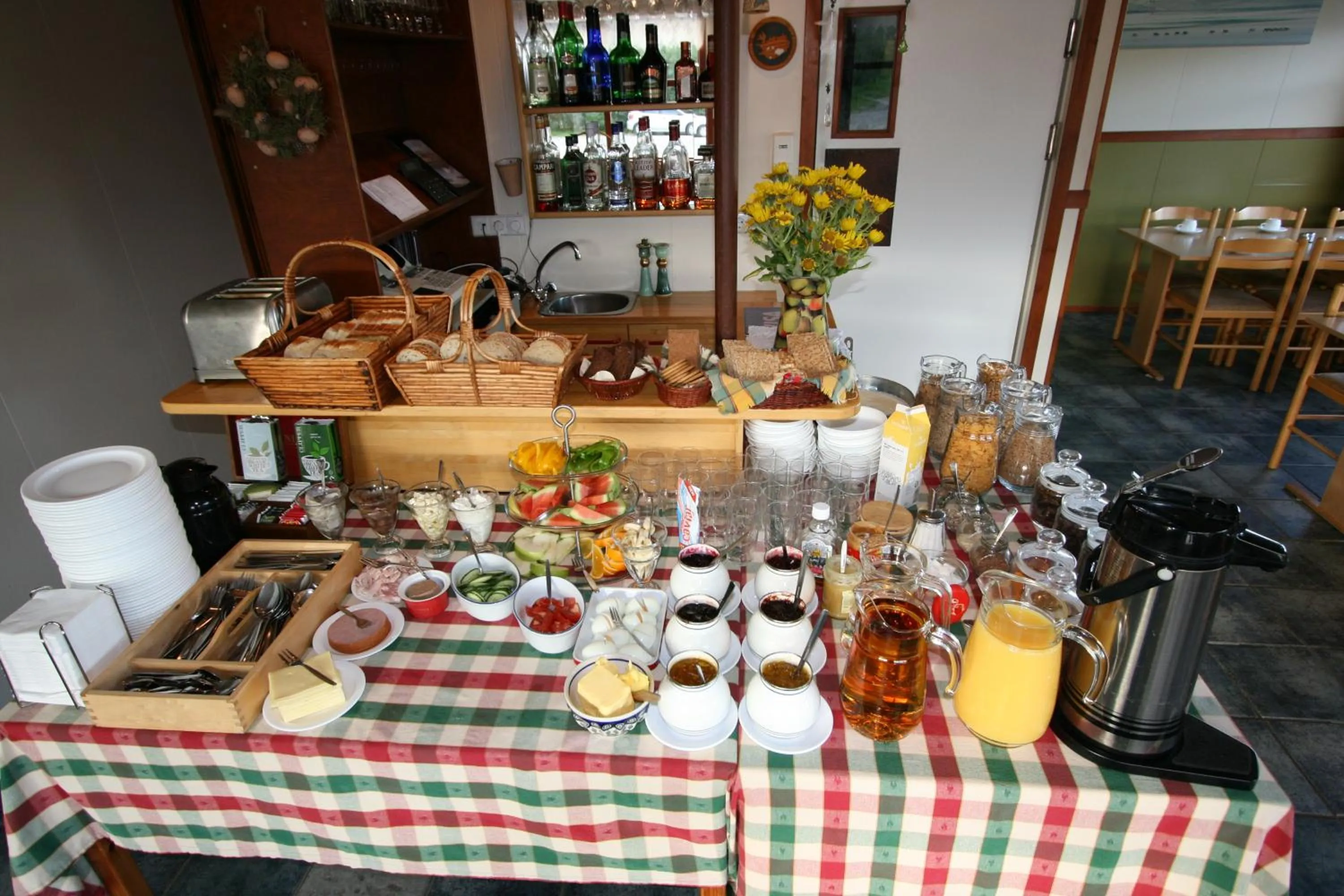 Restaurant/places to eat in Árnanes Country Hotel