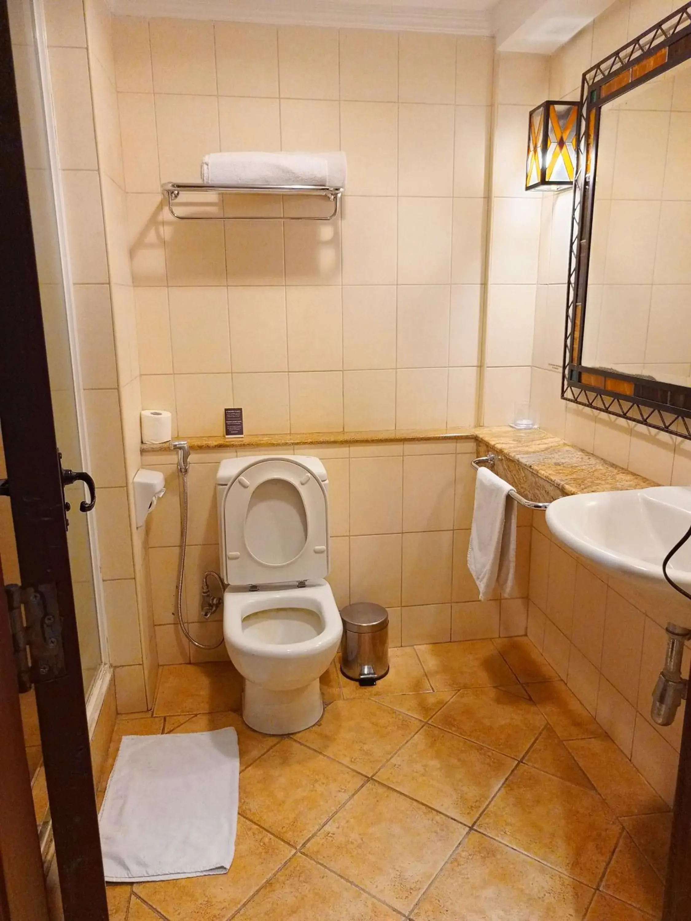 Superior Room 1 Double Bed, 24Sqm, Air Conditionned, Room Service, Tea And Coffee, Flat Screen Tv - single occupancy in The Heron By Sarovar Portico India Superior Room 1 Double Bed, 24Sqm, Air Conditionned, Room Service, Tea And Coffee, Flat Screen Tv - single occupancy in The Heron By Sarovar Portico India