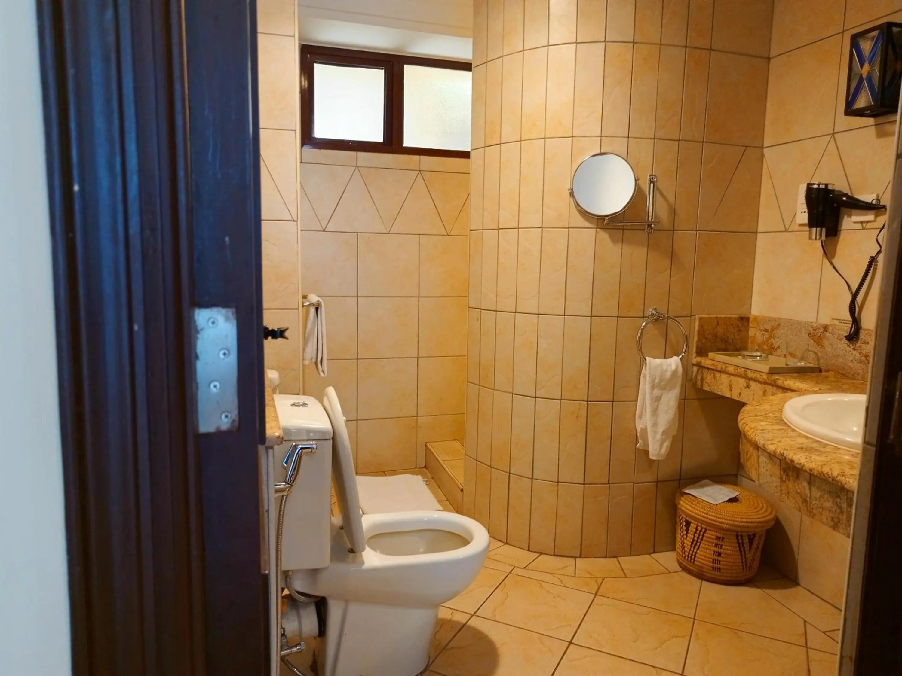 Shower in The Heron By Sarovar Portico India