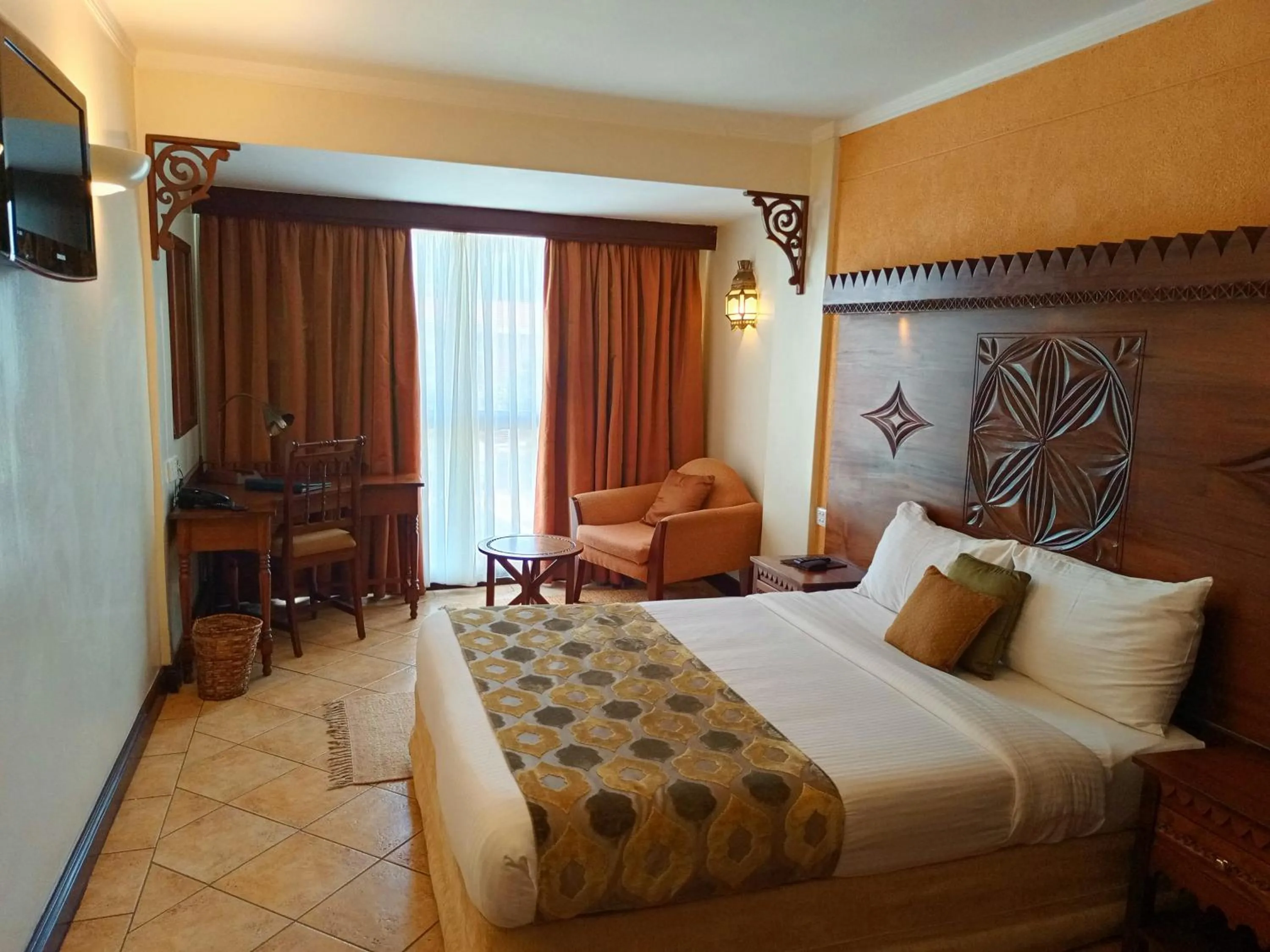 Bed in The Heron By Sarovar Portico India