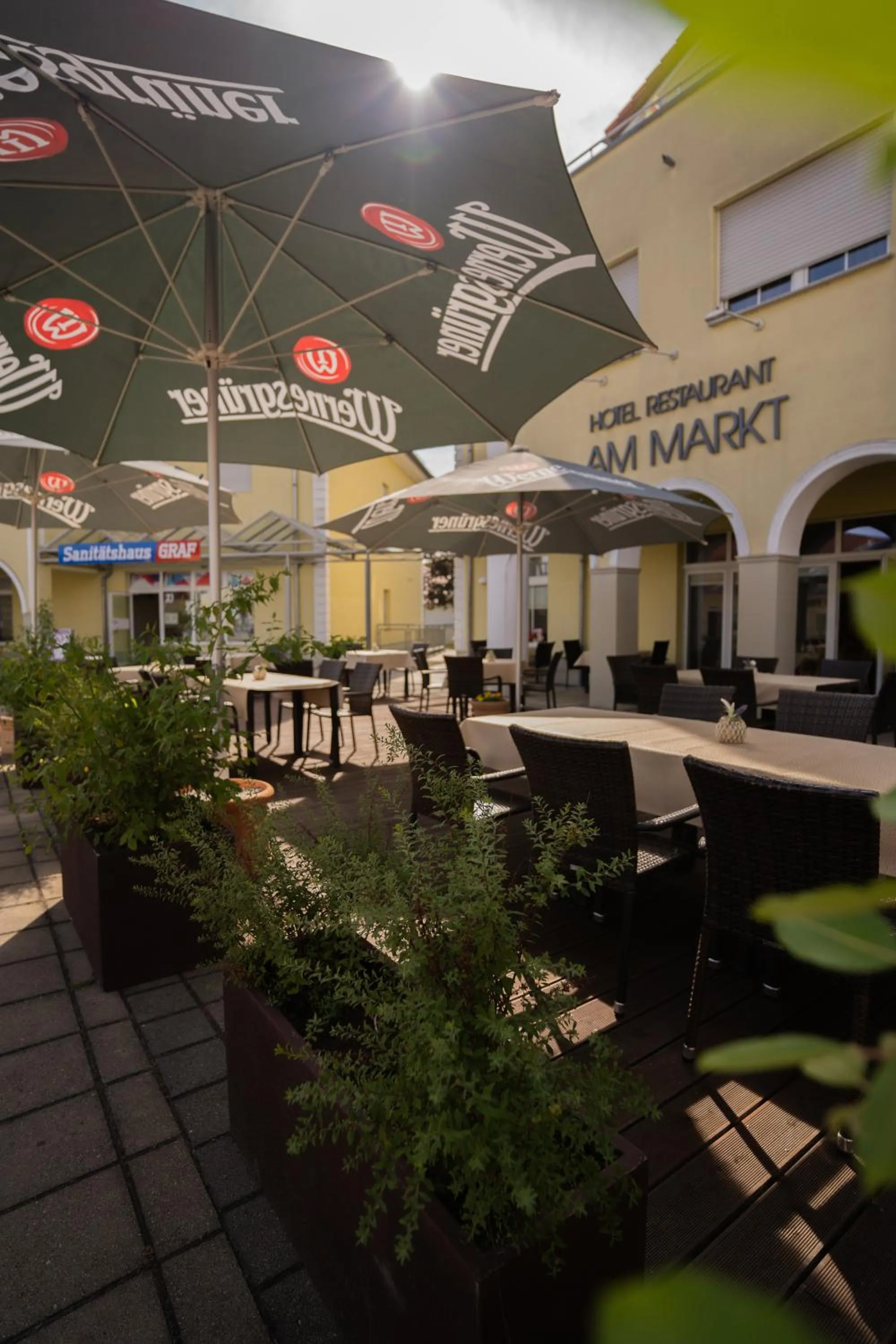 Restaurant/places to eat in Warias Hotel am Geiseltalsee - Nähe Merseburg und Mücheln