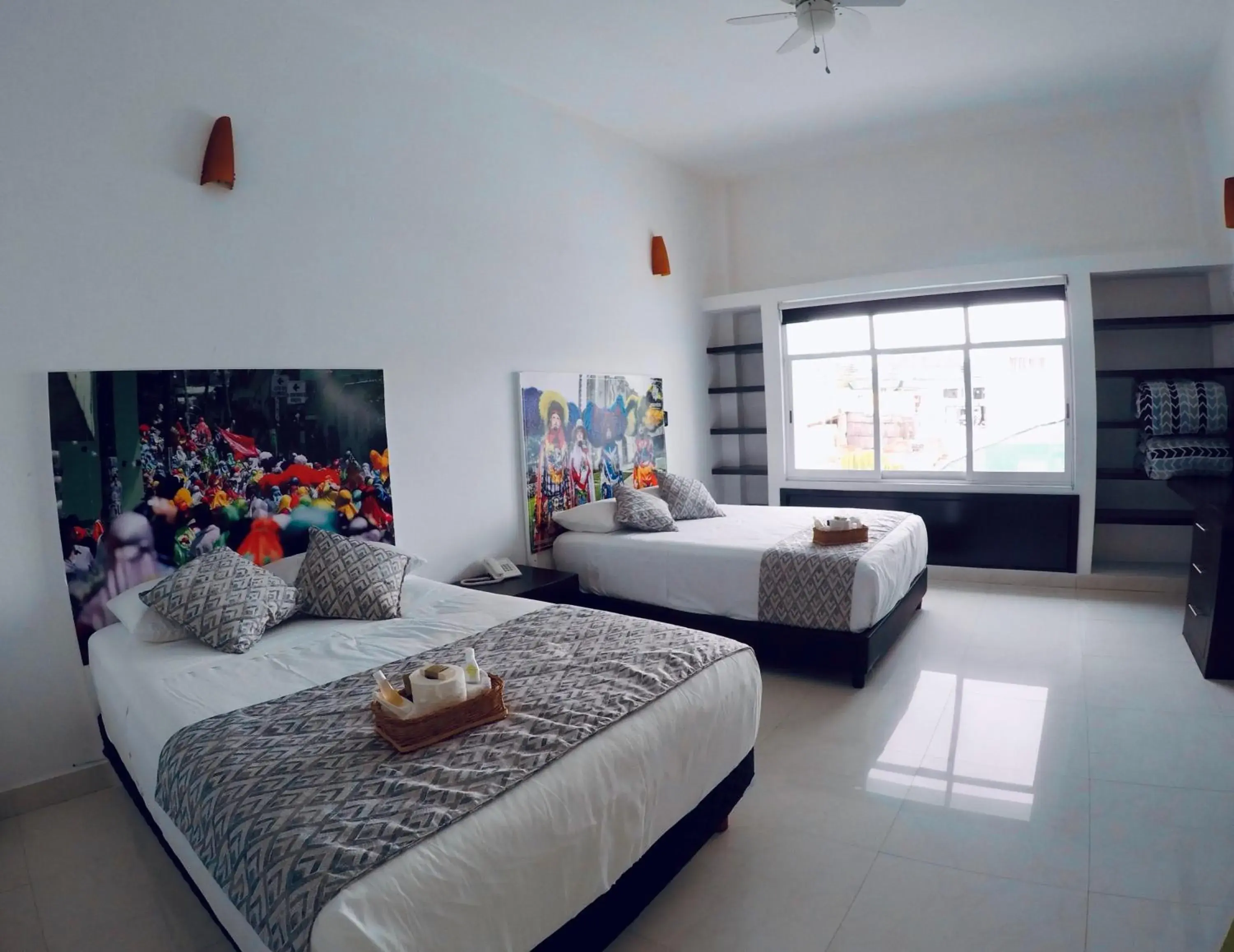 Deluxe Quadruple Room in Hotel Maragreens Deluxe Quadruple Room in Hotel Maragreens