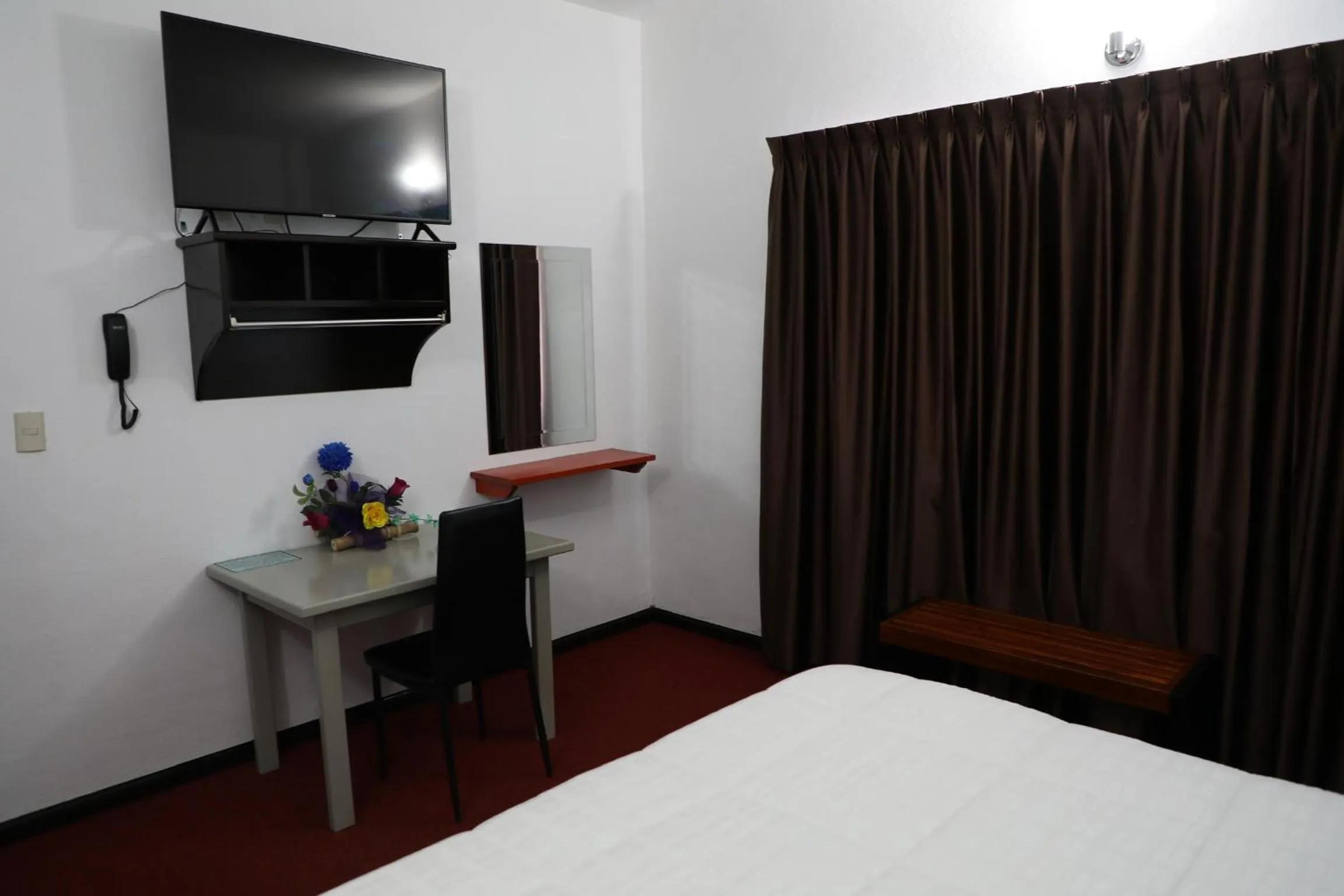 Bedroom in Hotel Maragreens