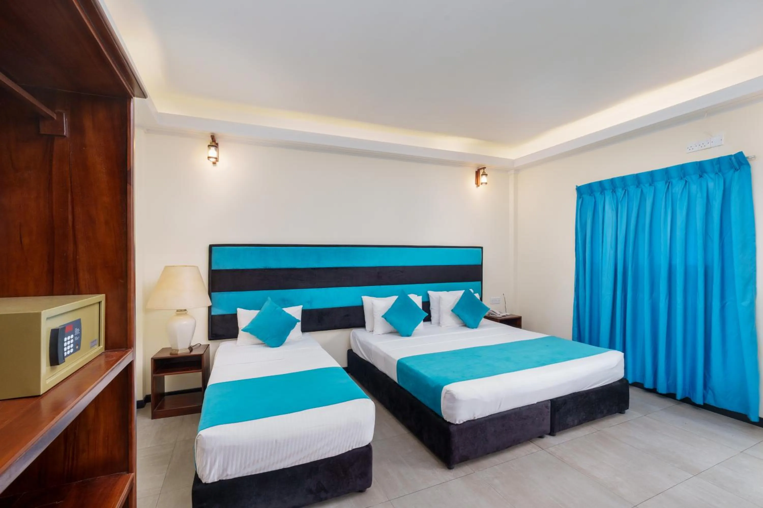 Bed in Beach Corridor Hotel & Spa with Free Airport shuttle