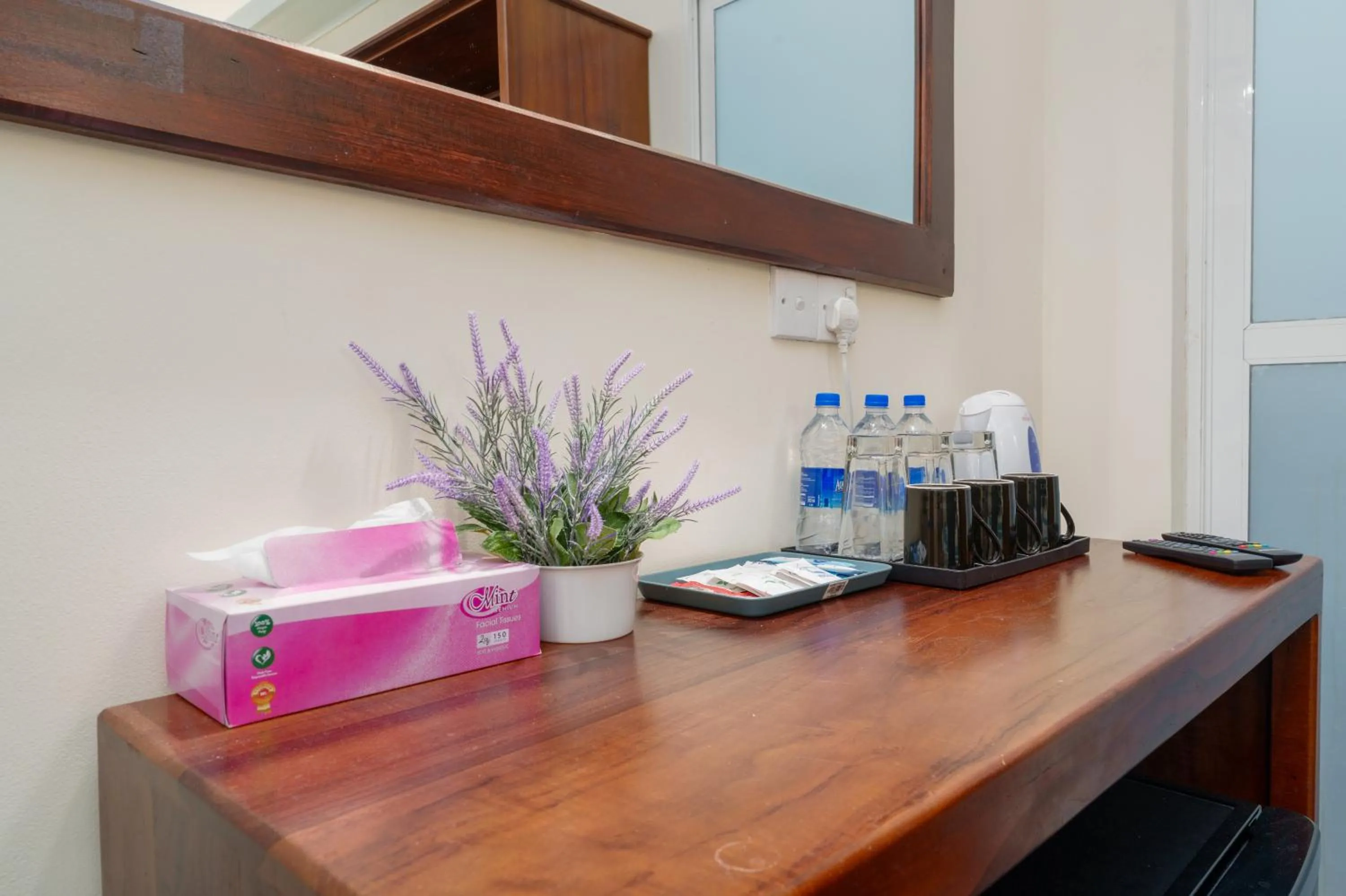 Coffee/tea facilities in Beach Corridor Hotel & Spa with Free Airport shuttle