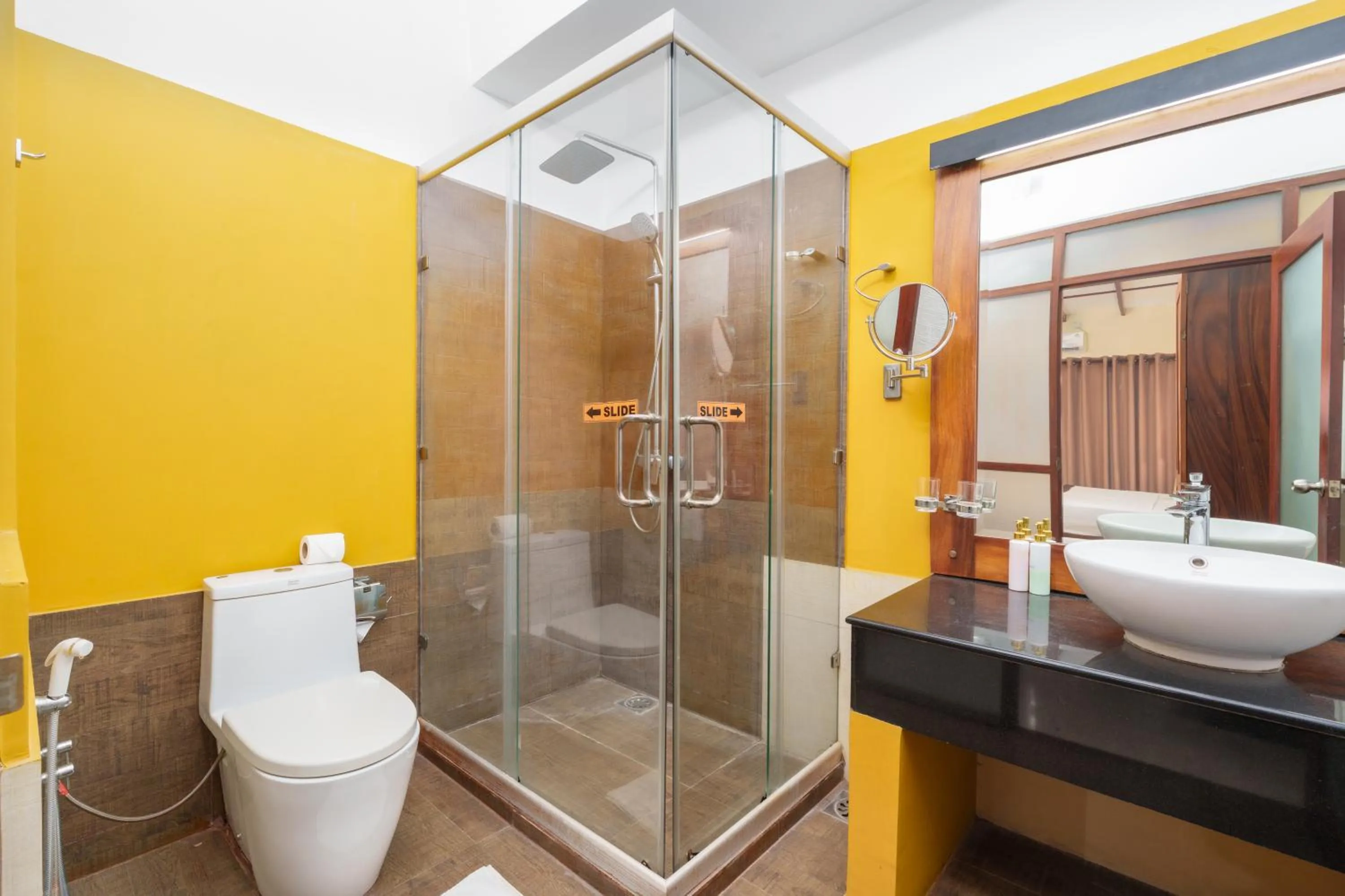 Shower in Beach Corridor Hotel & Spa with Free Airport shuttle