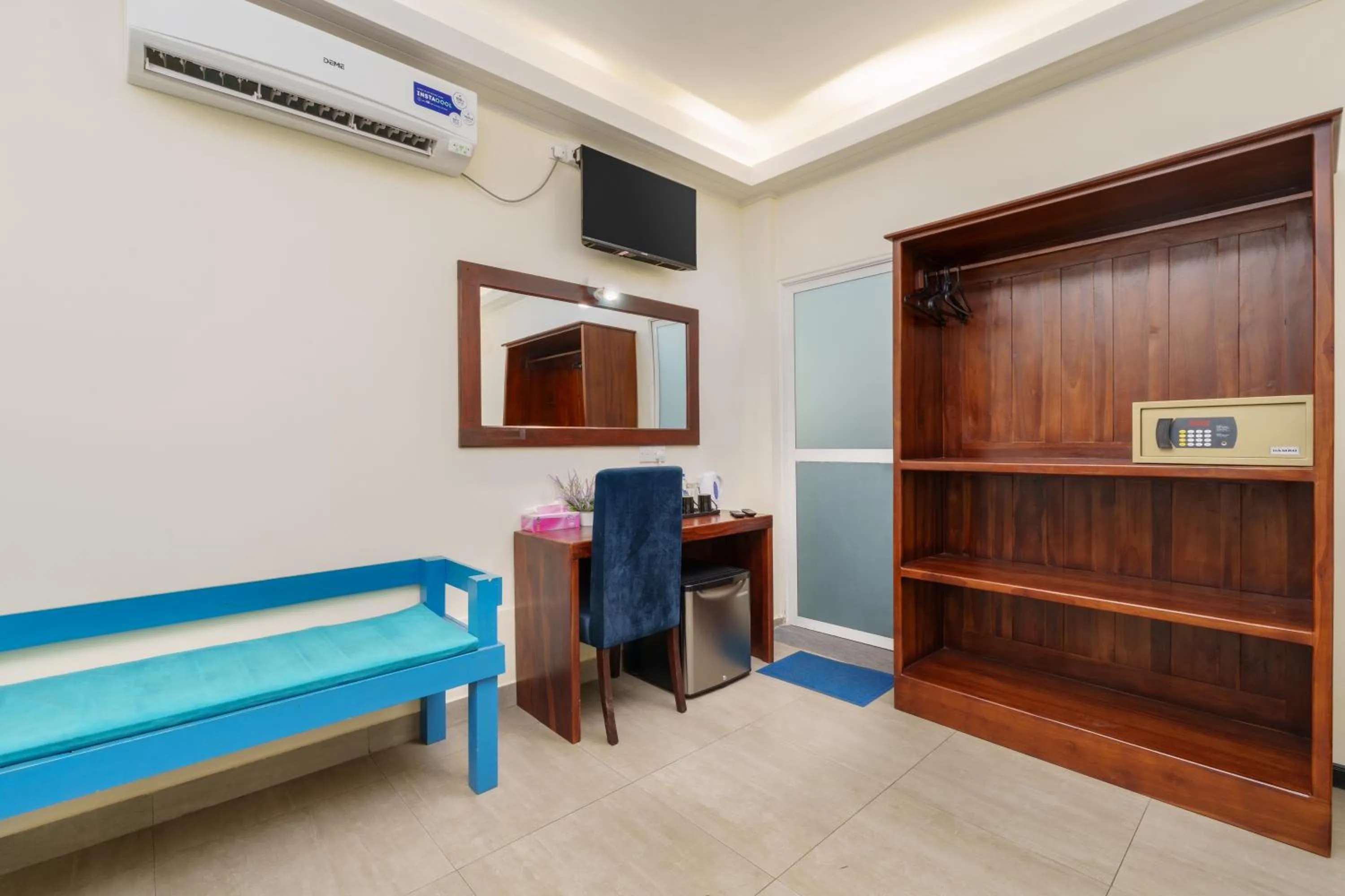 Seating area in Beach Corridor Hotel & Spa with Free Airport shuttle