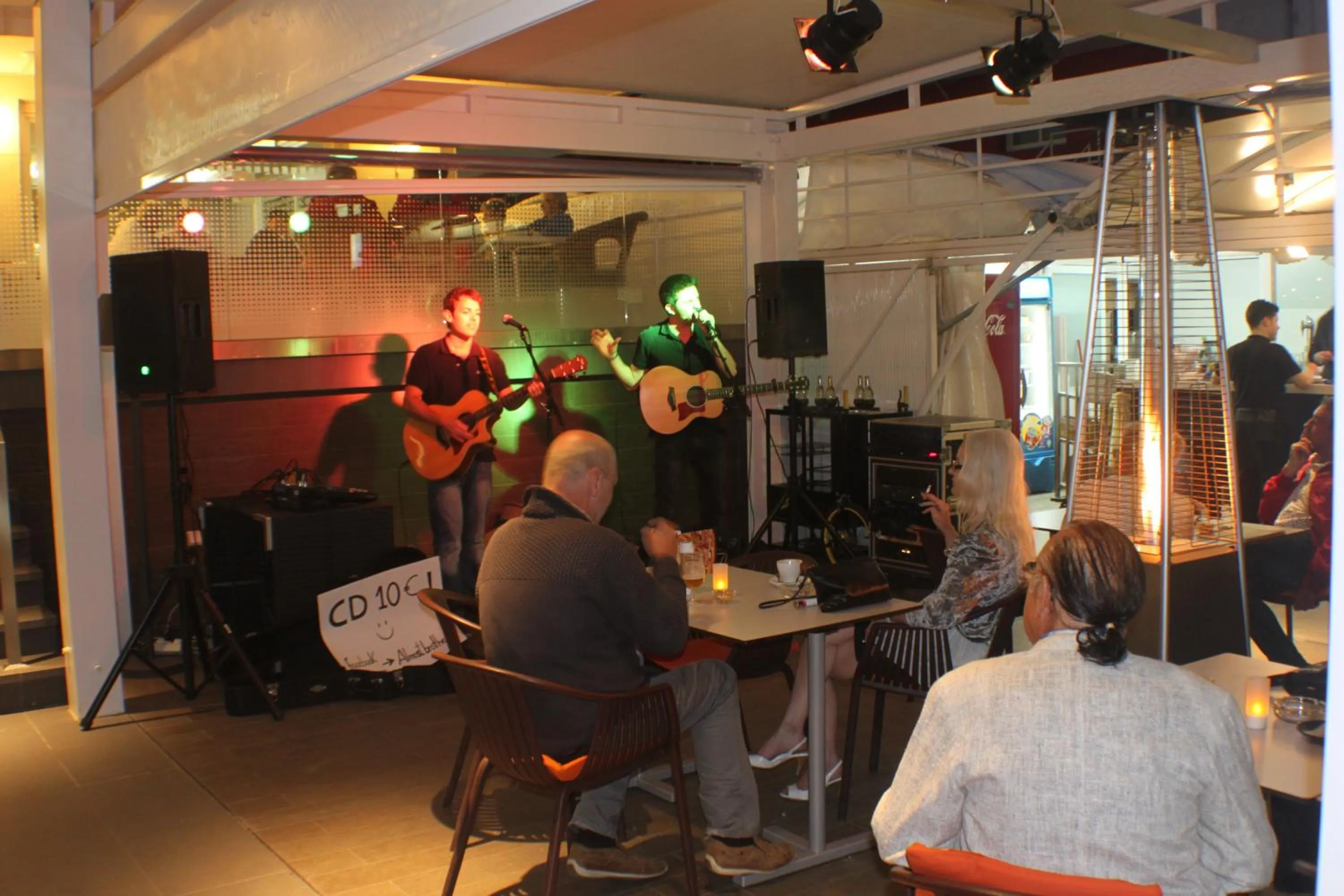 Evening entertainment in Hotel Riviera