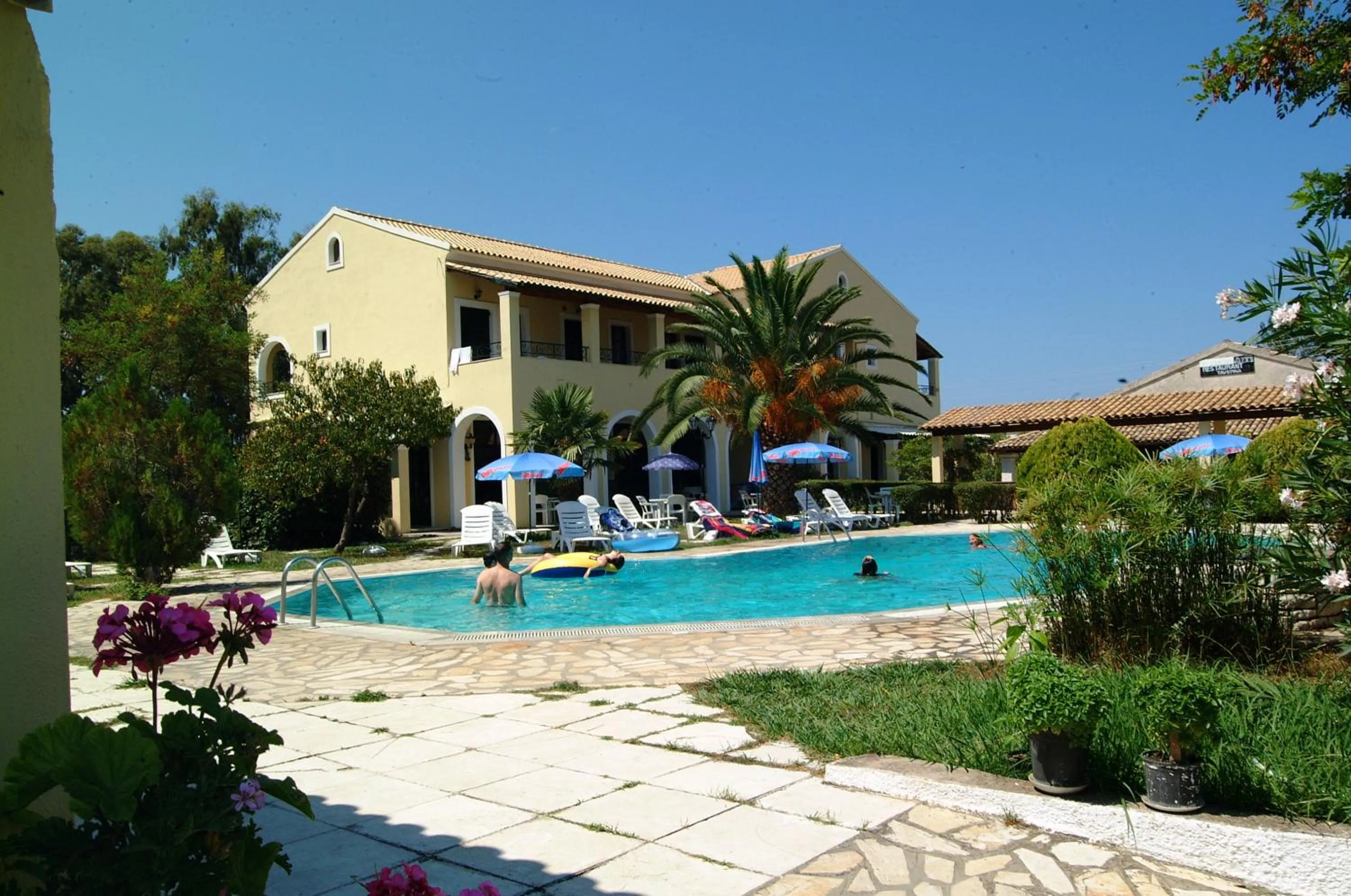 Swimming pool in Acharavi Garden