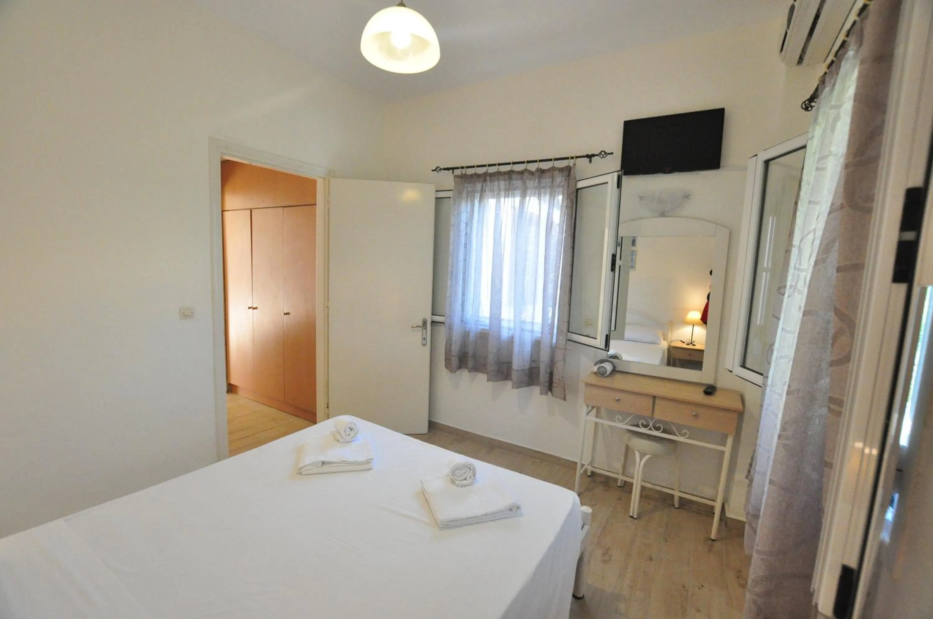 Bedroom in Acharavi Garden