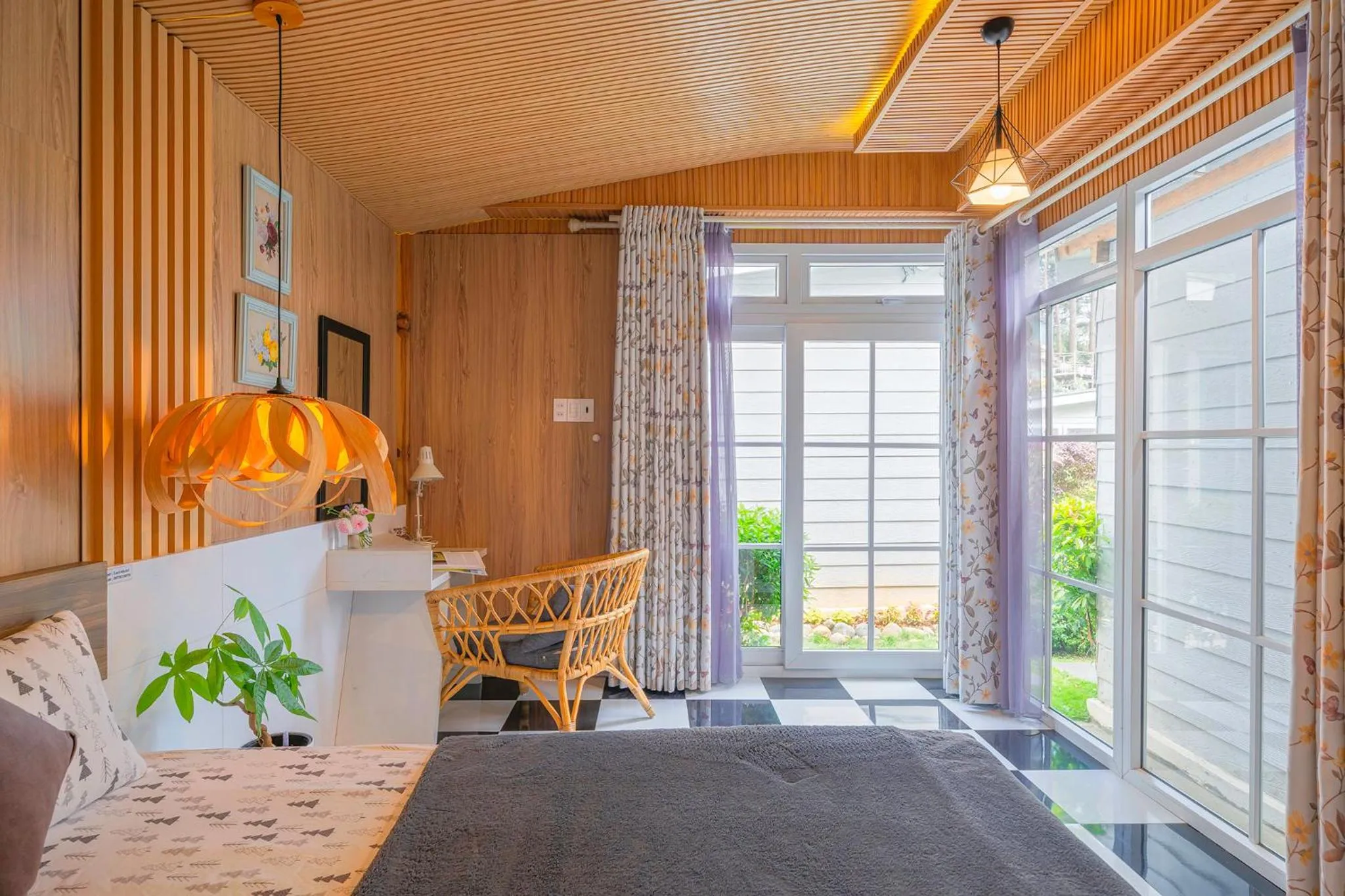 Bed in La Cle' Đà Lạt