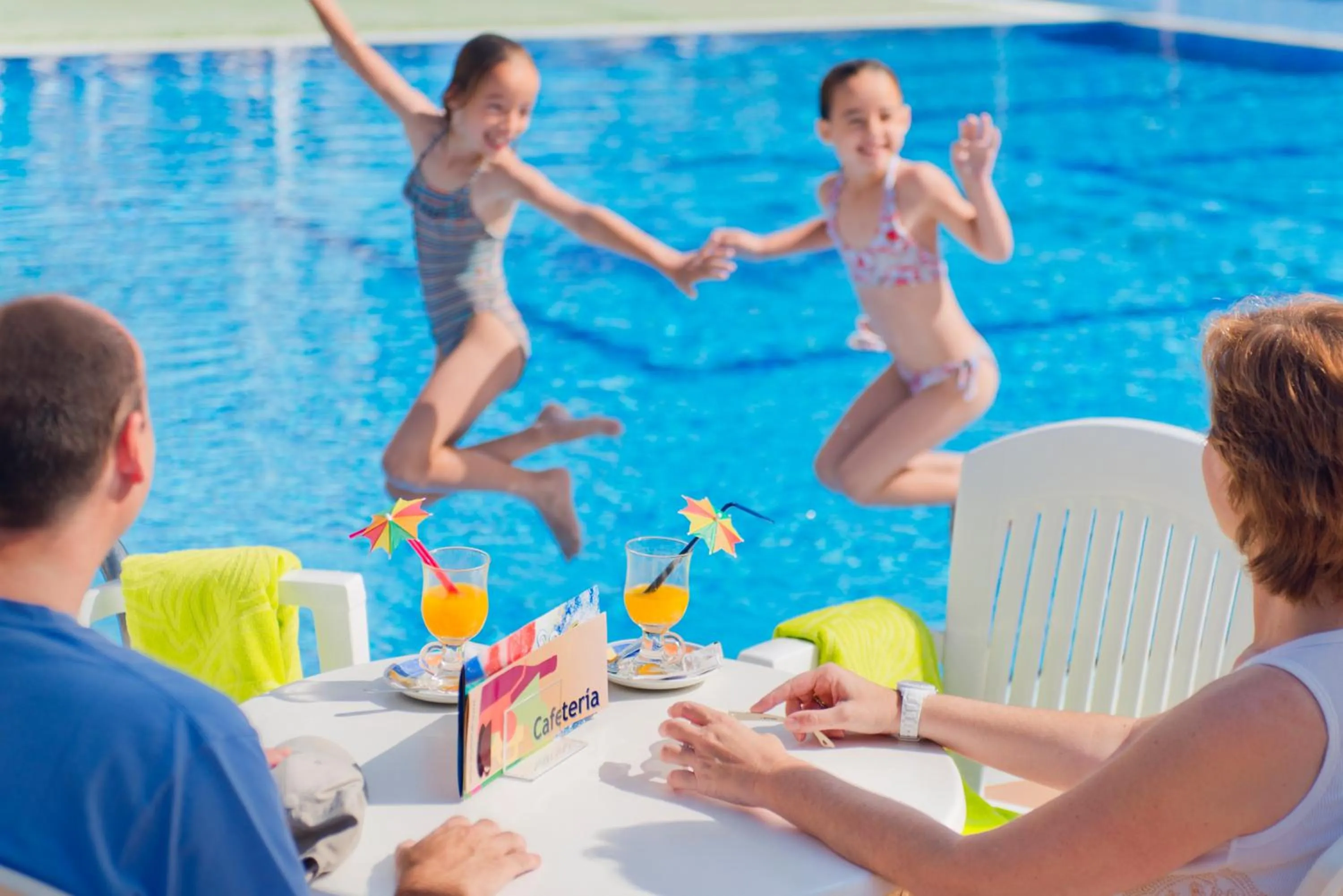 People in Voramar Cambrils