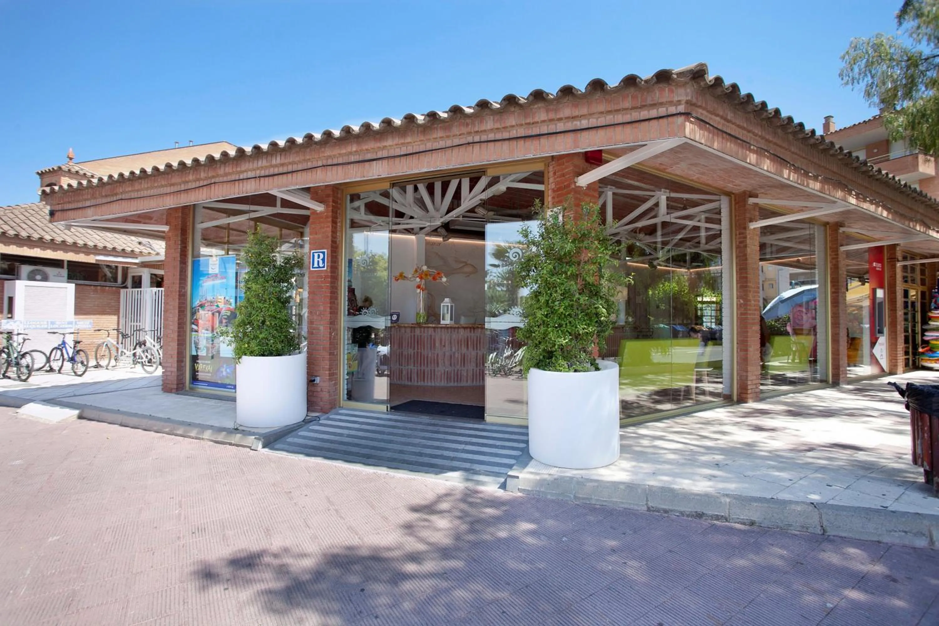 Lobby or reception in Voramar Cambrils