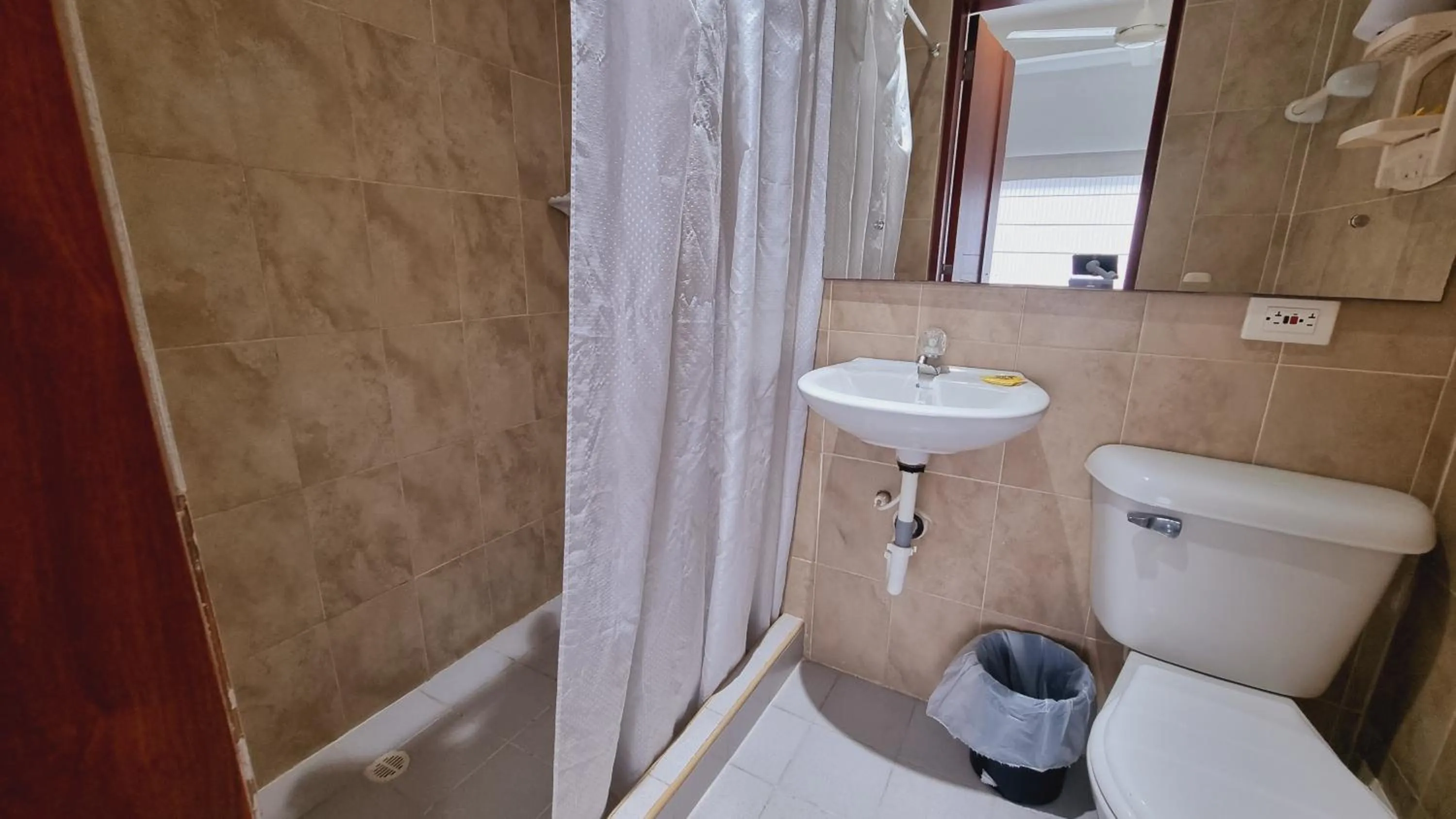 Bathroom in Magdalena Imperial Hotel By GHO Hoteles