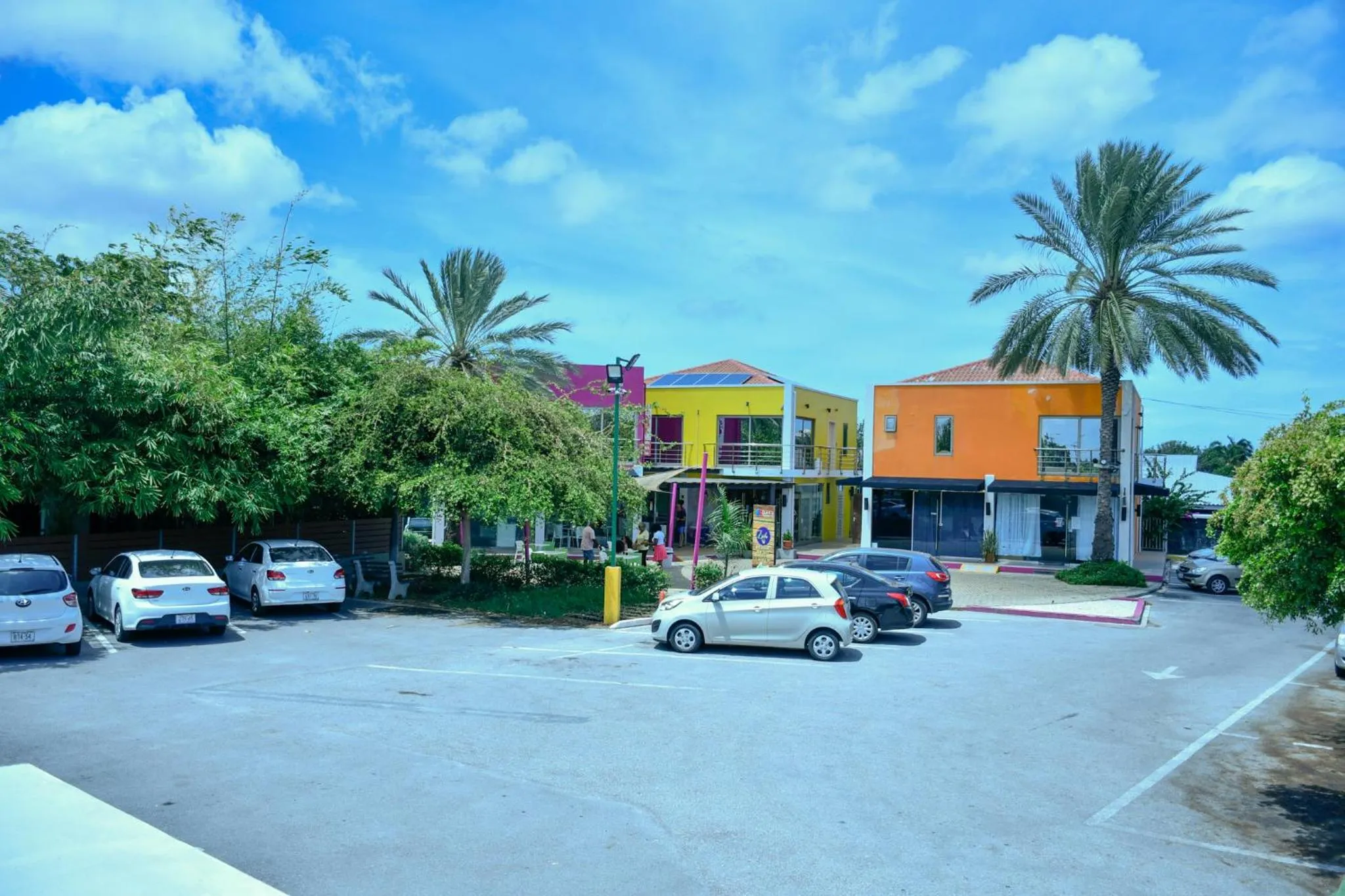 Parking in Quints Travelers Inn