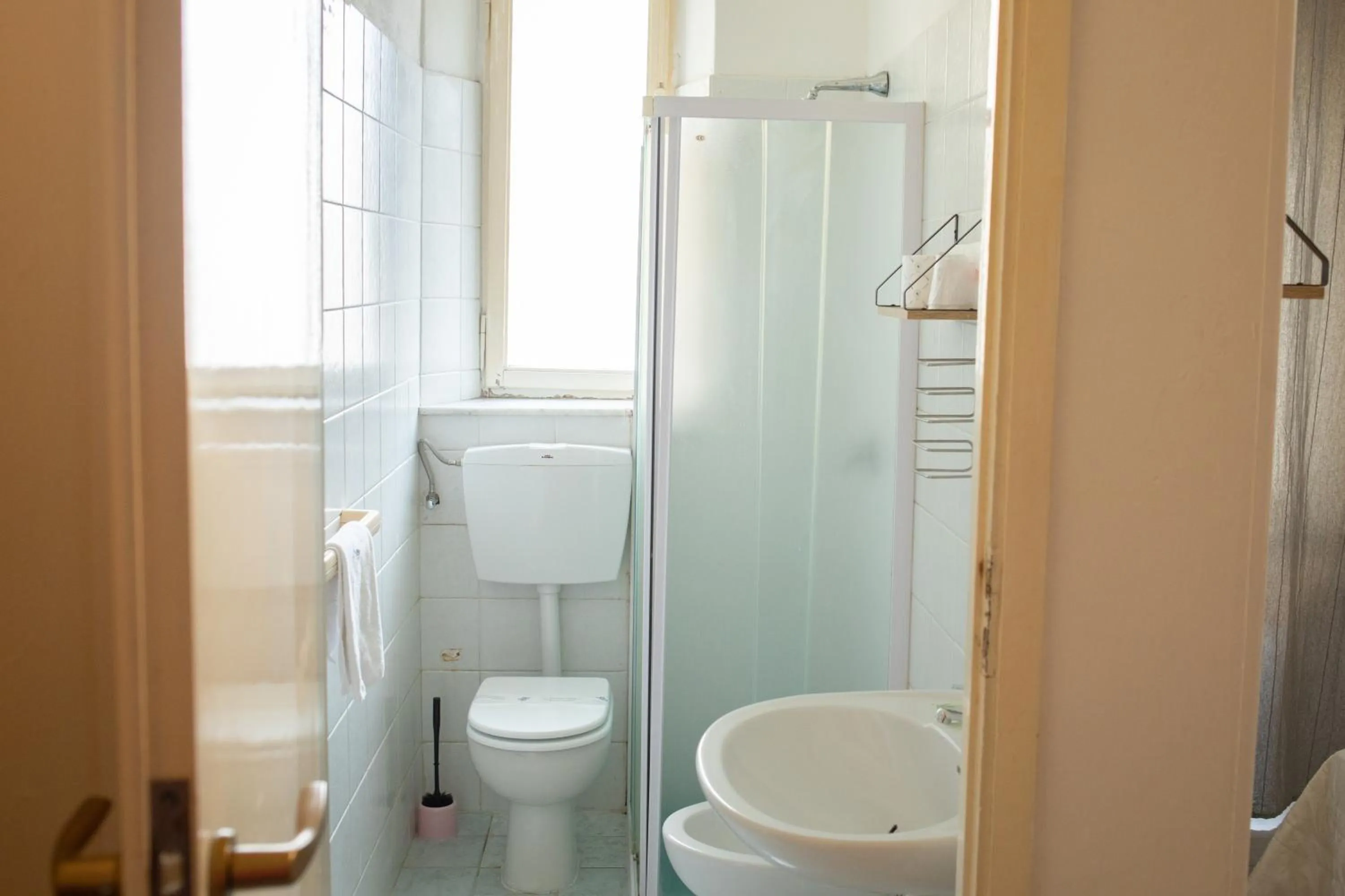 Shower in Hotel Ariston