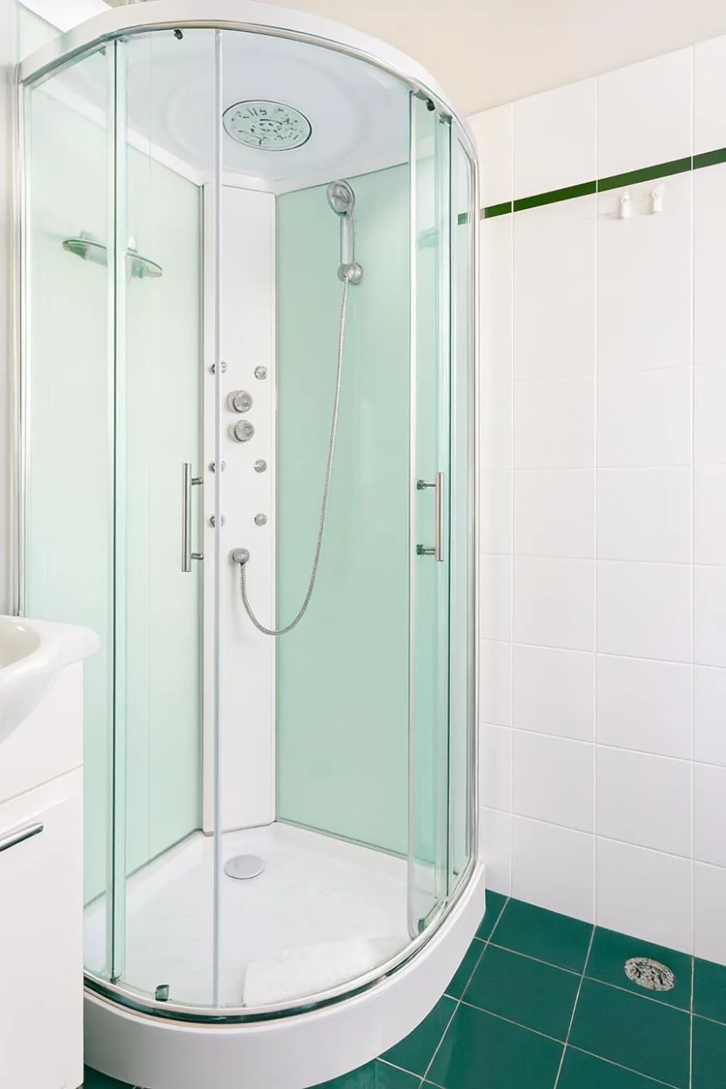 Shower in Hotel Ariston