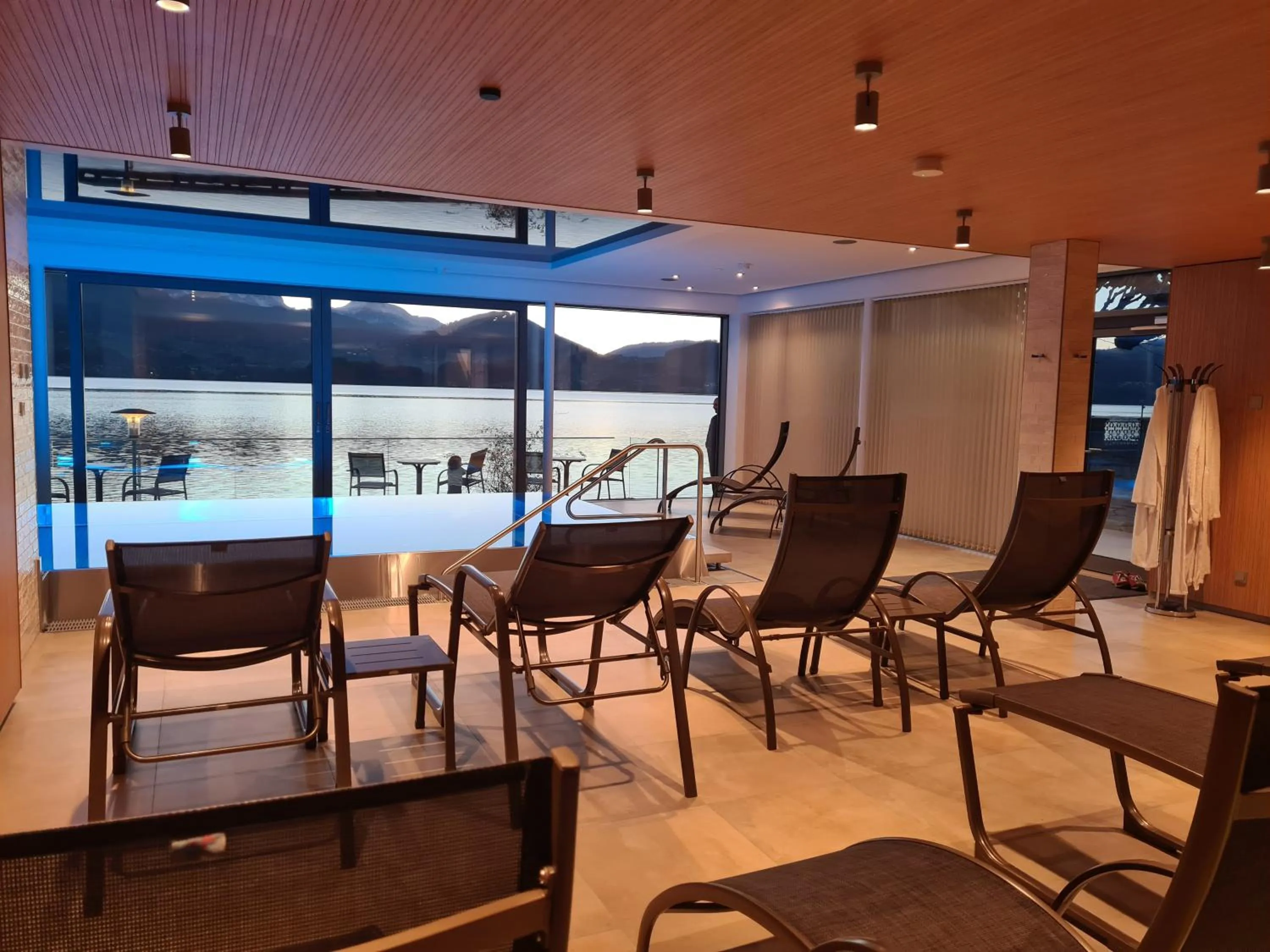 Pool view in Seegasthof Hois'n Wirt - Hotel mit Wellnessbereich